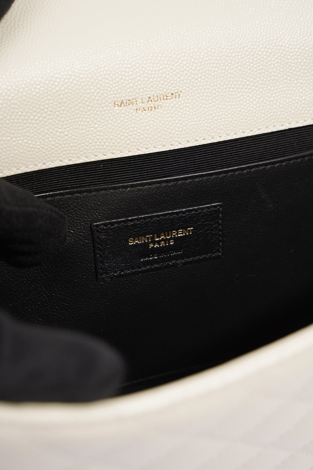 Saint Laurent Womens Envelope Medium Bag Cream