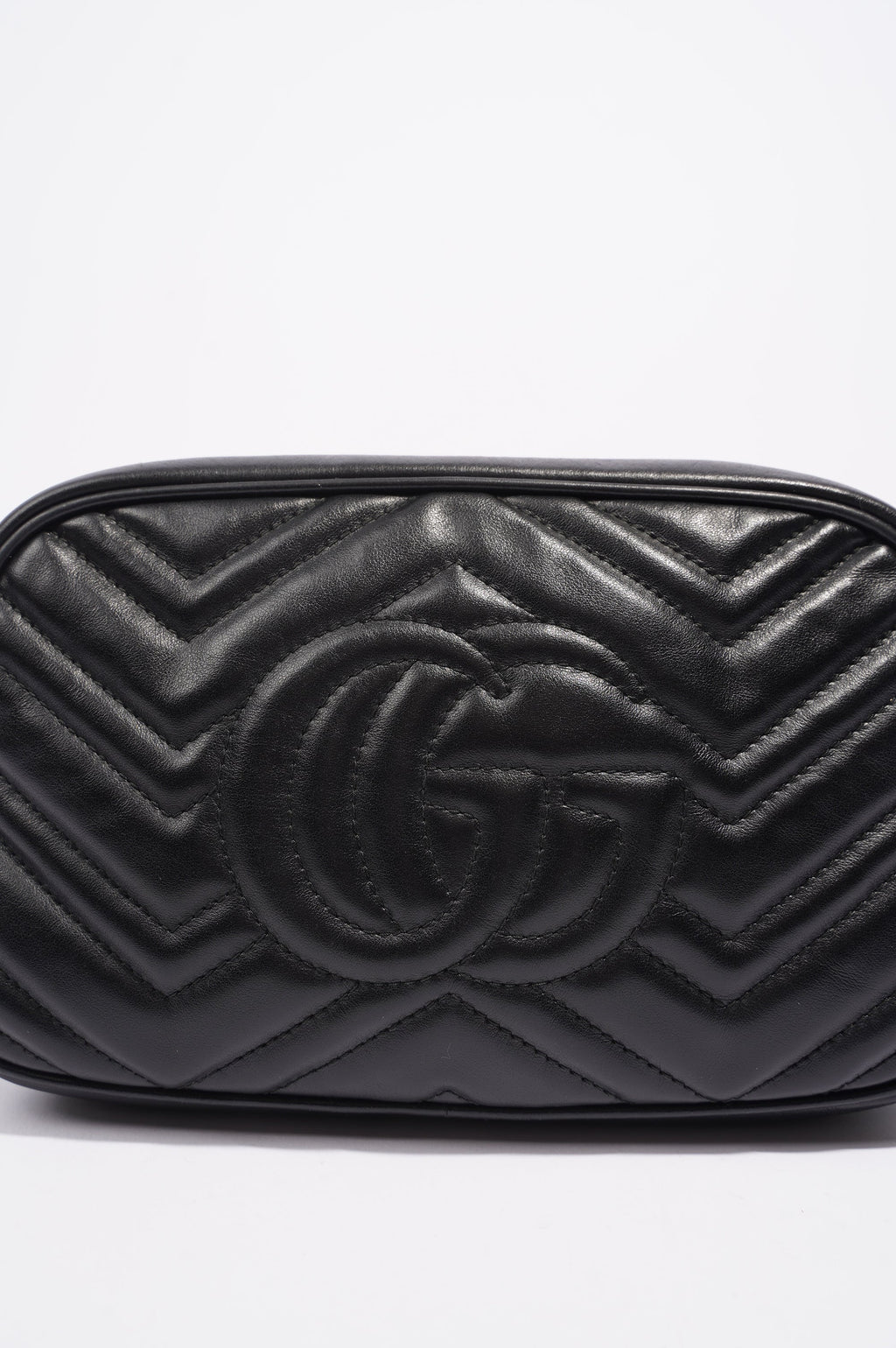 Gucci Womens GG Marmont Bag Black Leather Small