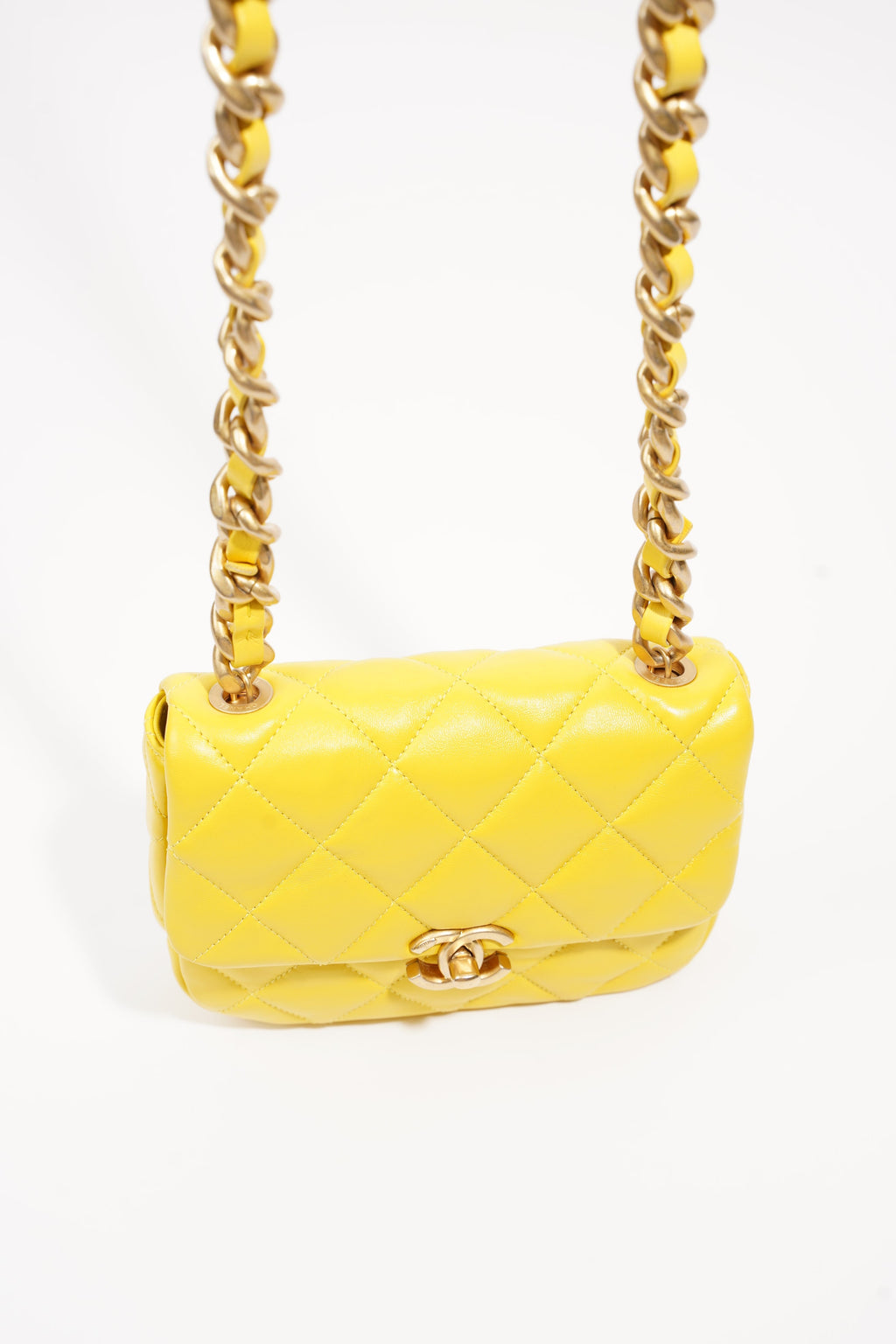 Chanel Womens Candy Chain CC Quilted Lambskin Flap Bag Mini