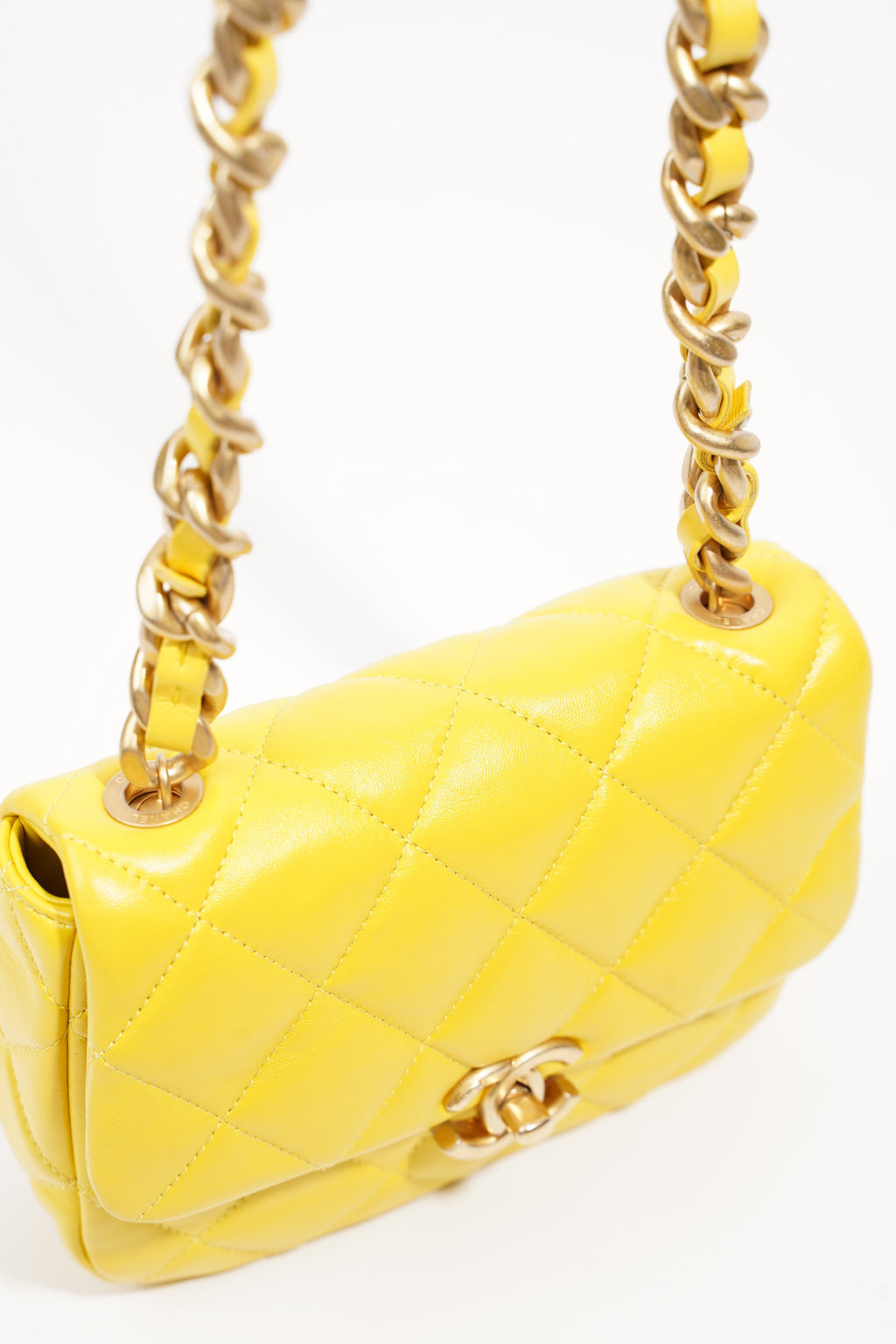 Chanel Womens Candy Chain CC Quilted Lambskin Flap Bag Mini