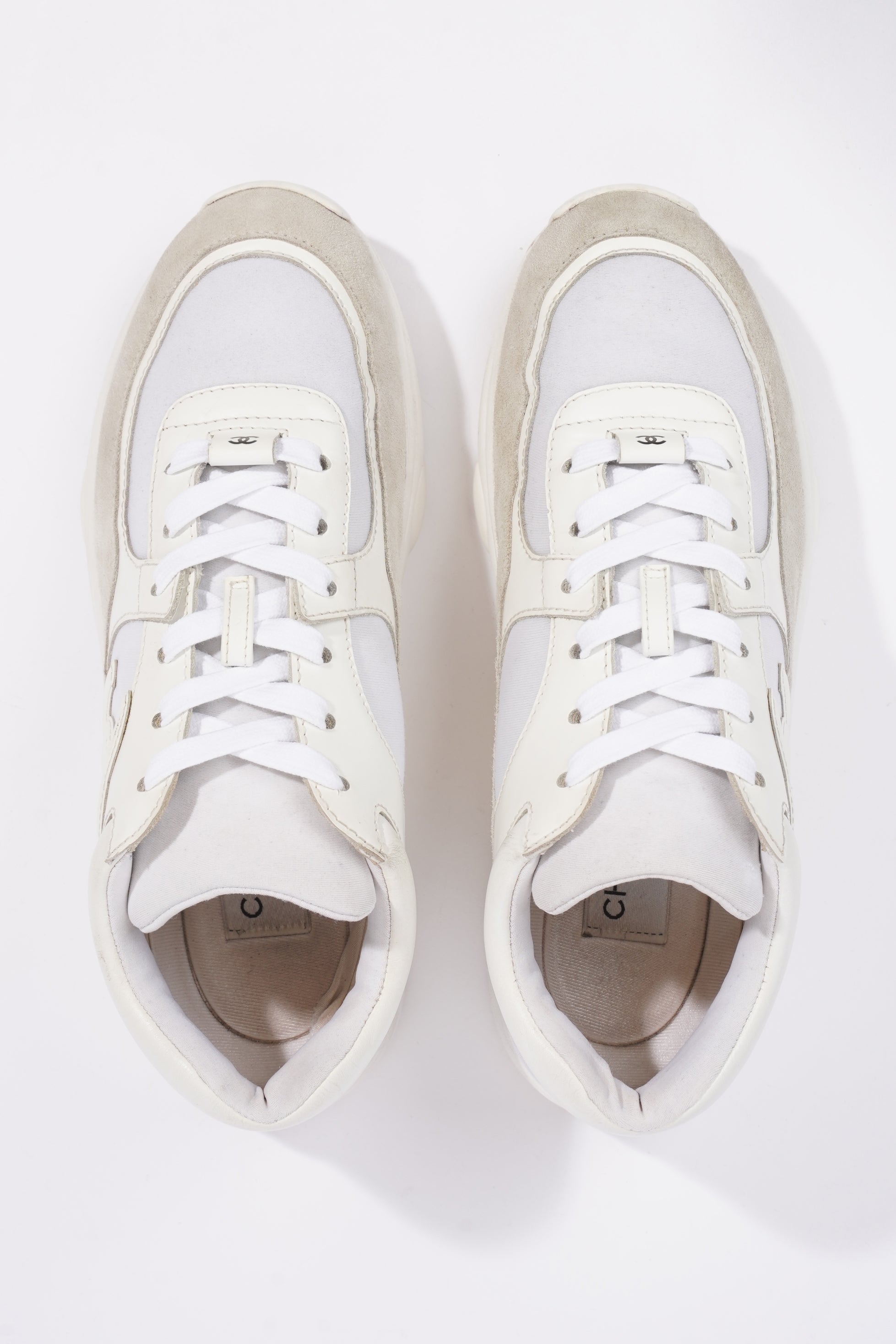 Chanel Womens CC Logo Sneaker White EU 39 / UK 6