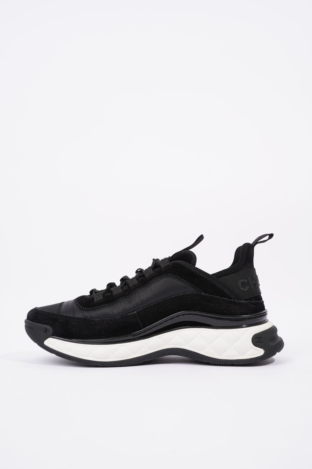 Chanel Womens CC Logo Black / White EU 39 / UK 6
