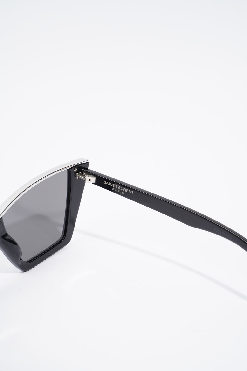 Saint Laurent Womens SL570 Sunglasses Black Acetate 145