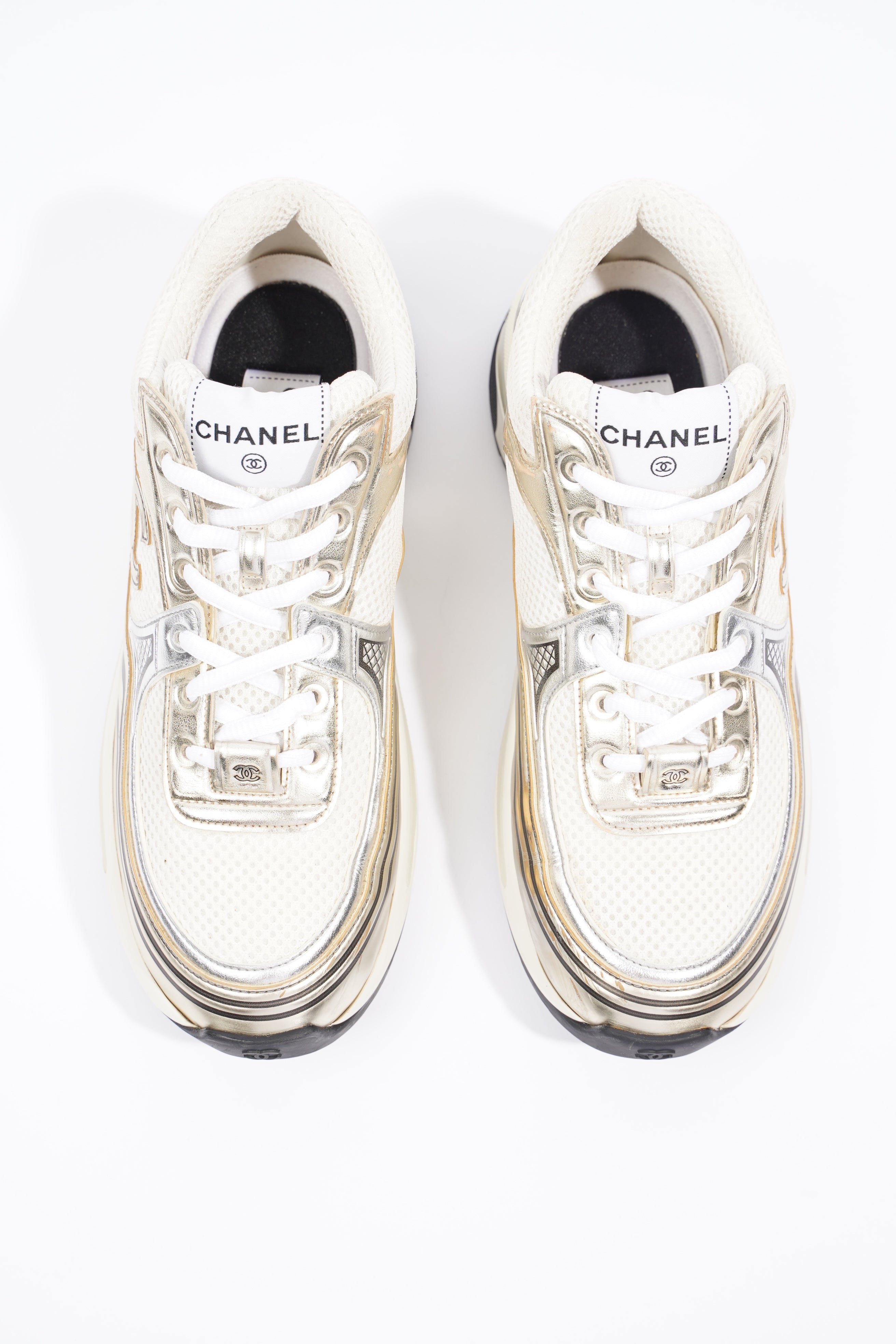Chanel Womens CC Logo White / Gold EU 39.5 / UK 6.5
