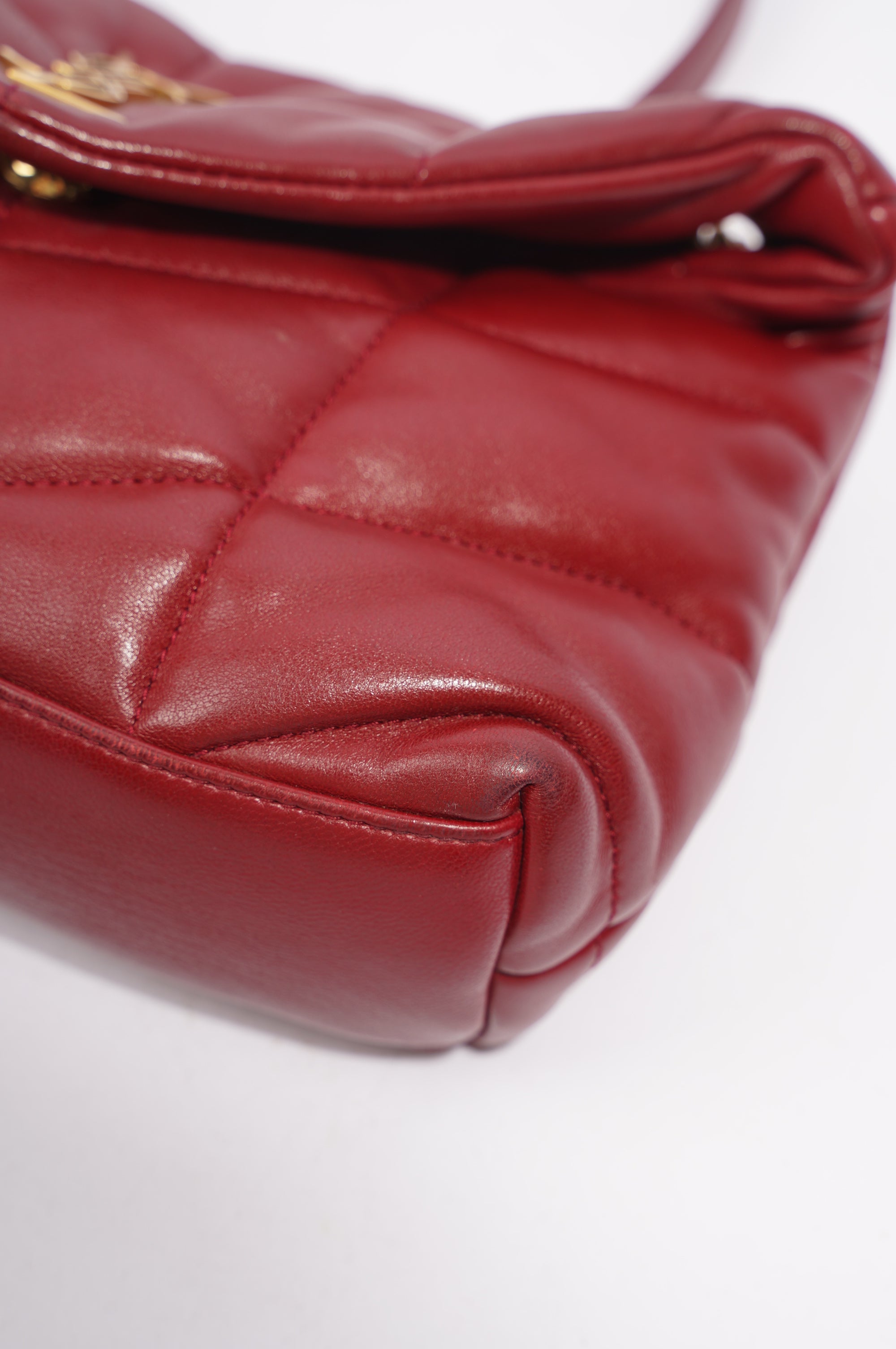 Saint Laurent Womens Lou Lou Puffer Red / Gold Toy