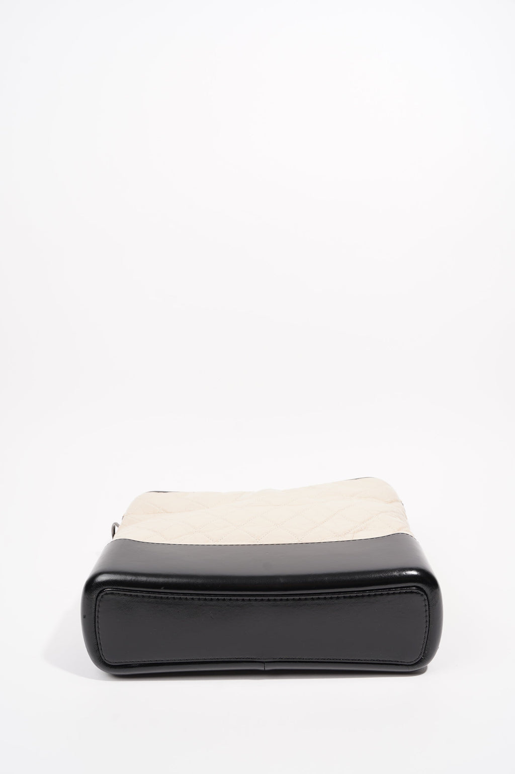 Chanel Womens Gabrielle Bag Large
