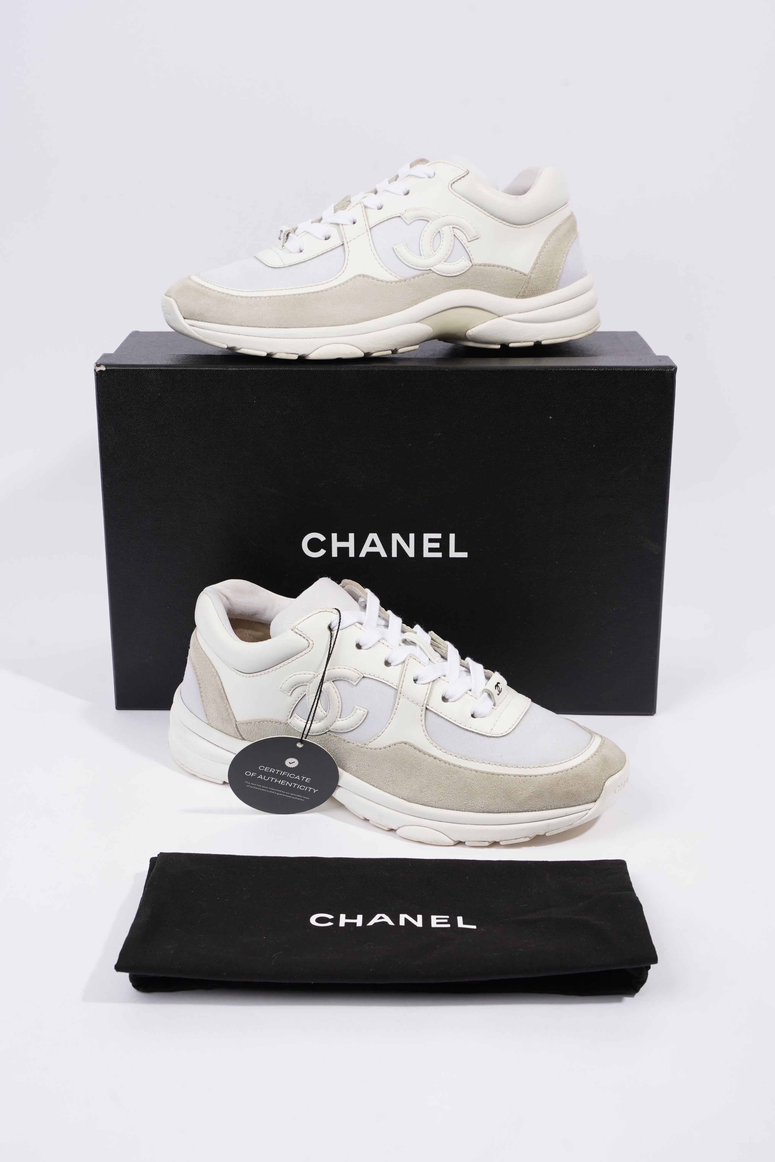 Chanel Womens CC Logo Sneaker White EU 39 / UK 6