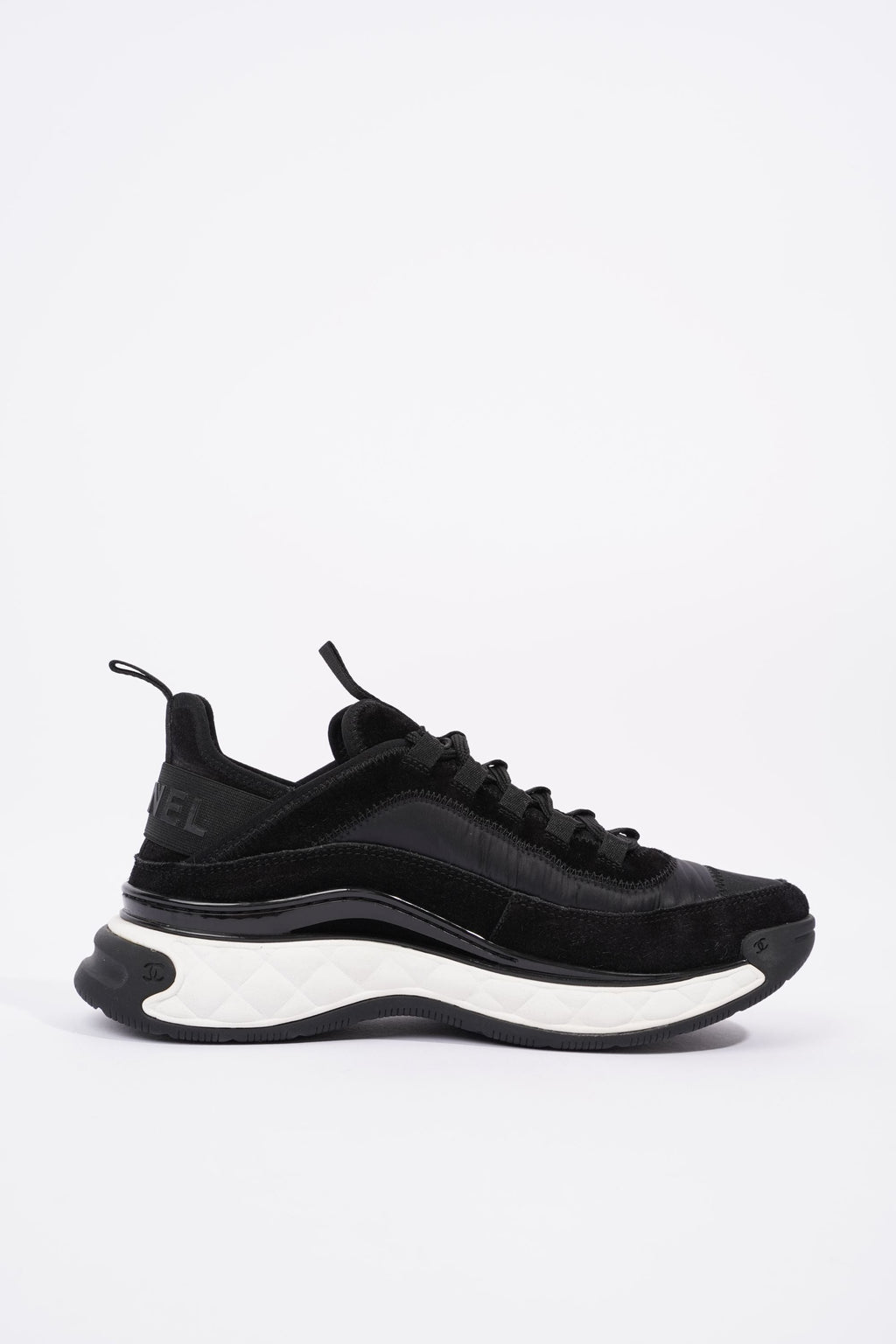 Chanel Womens CC Logo Black / White EU 39 / UK 6