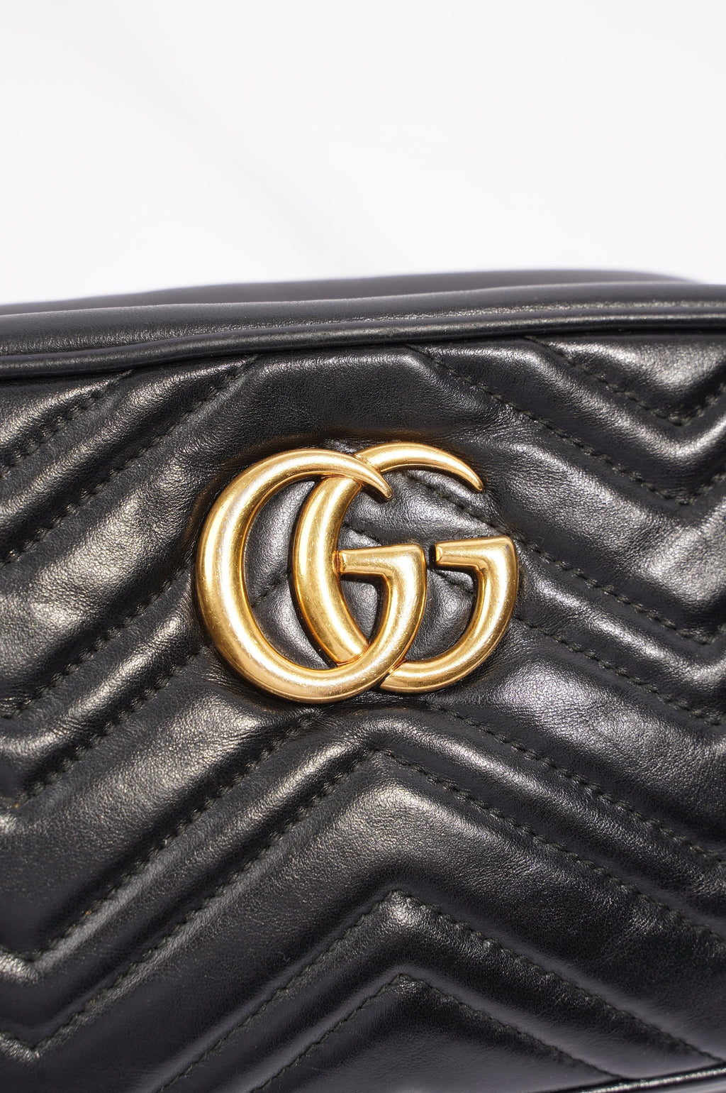 Gucci Womens Marmont Zip Black / Gold Small