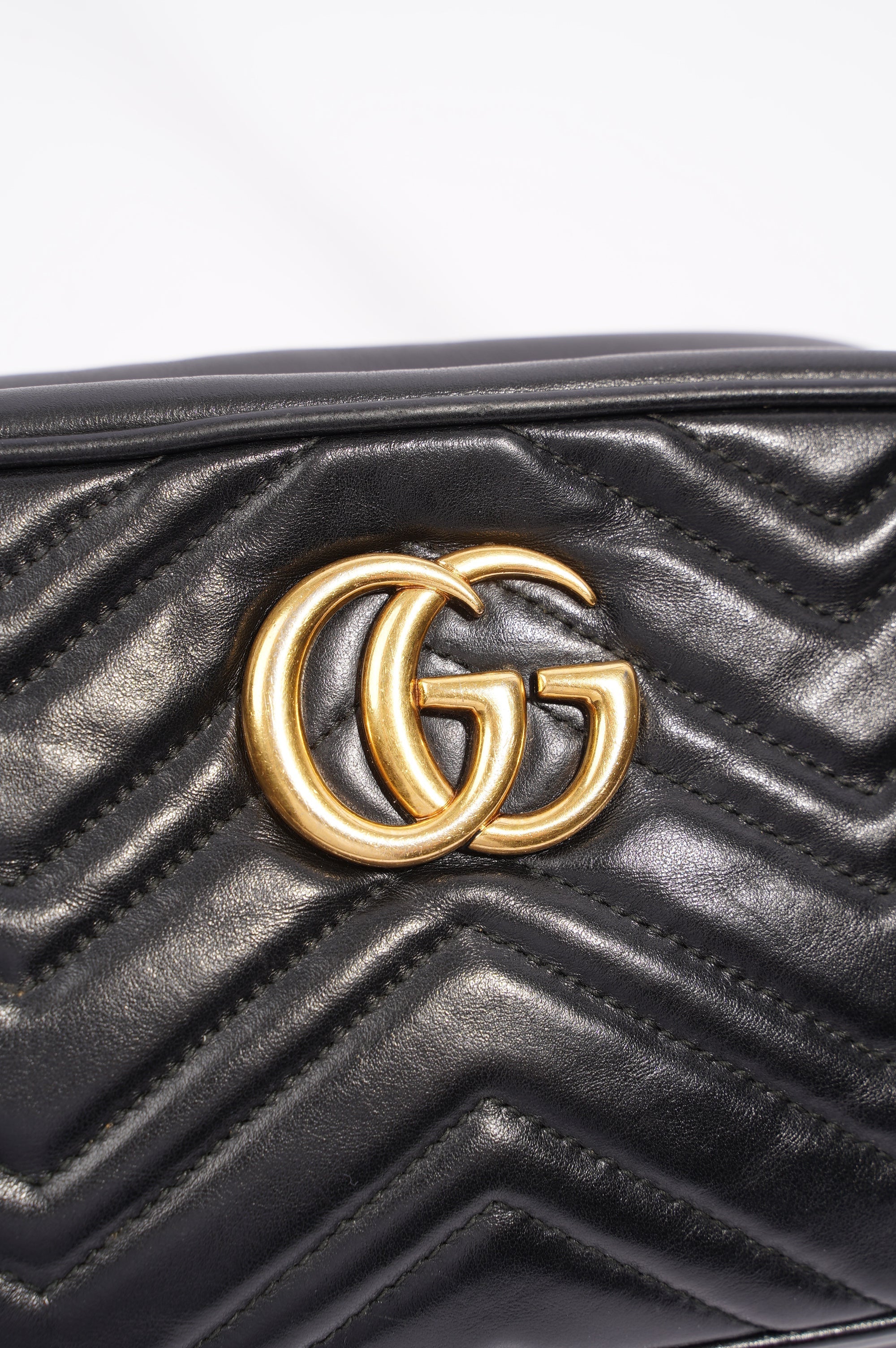 Gucci Womens Marmont Zip Black / Gold Small