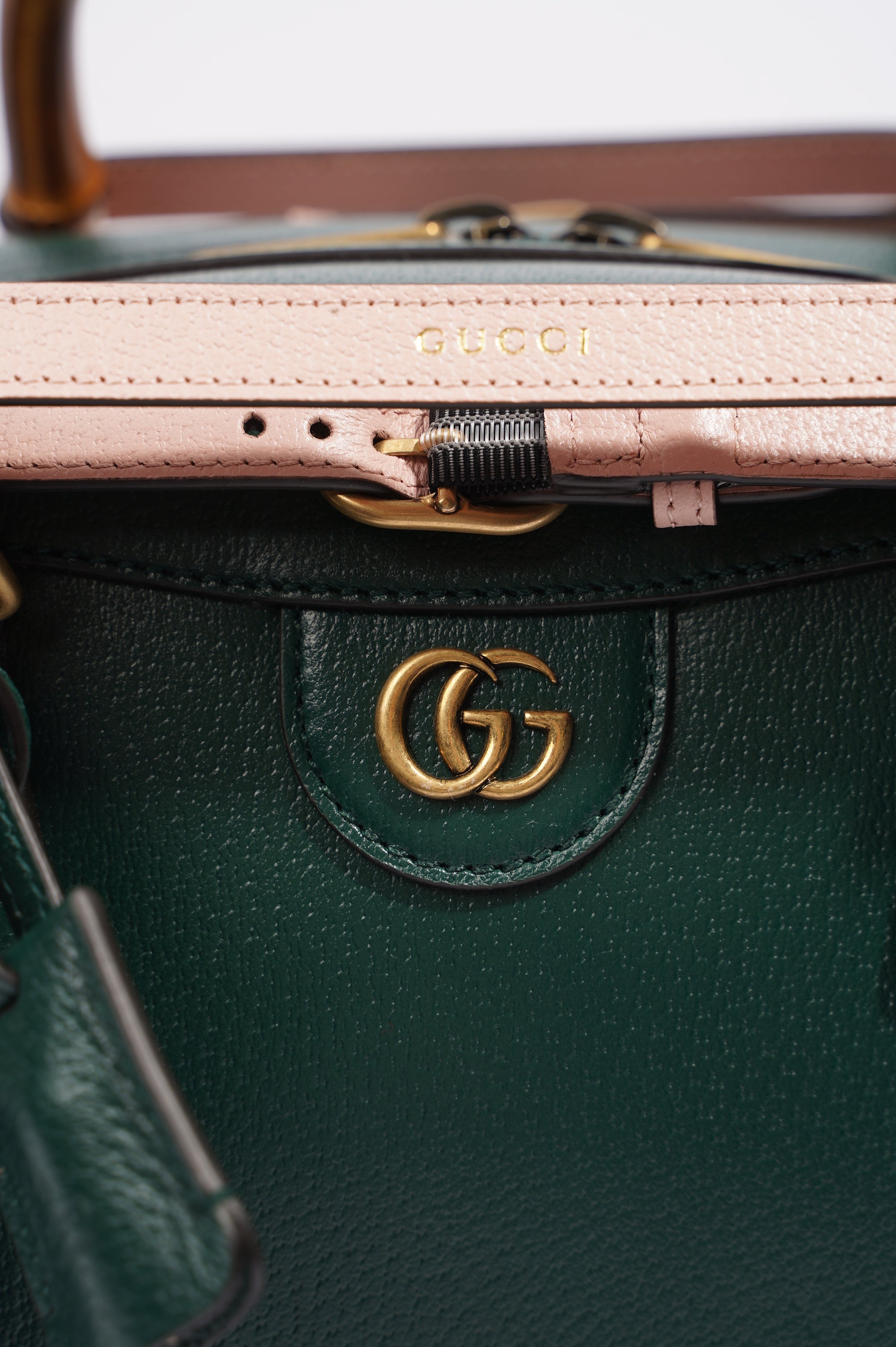 Gucci Womens Diana Duffle Bag Green Medium