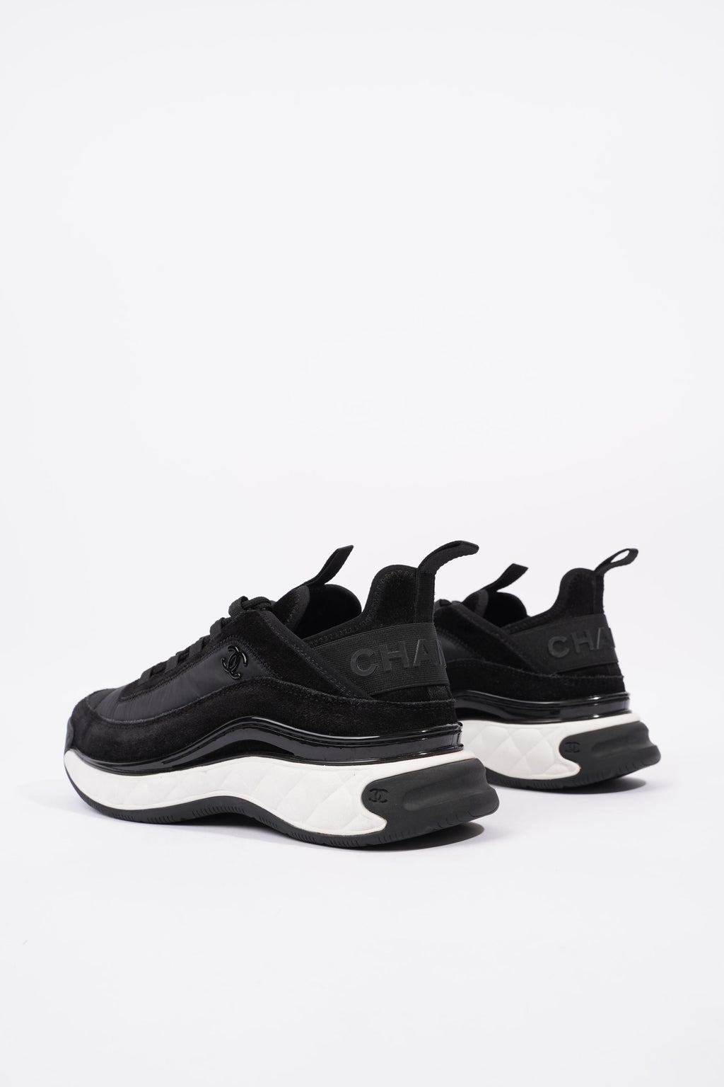 Chanel Womens CC Logo Black / White EU 39 / UK 6