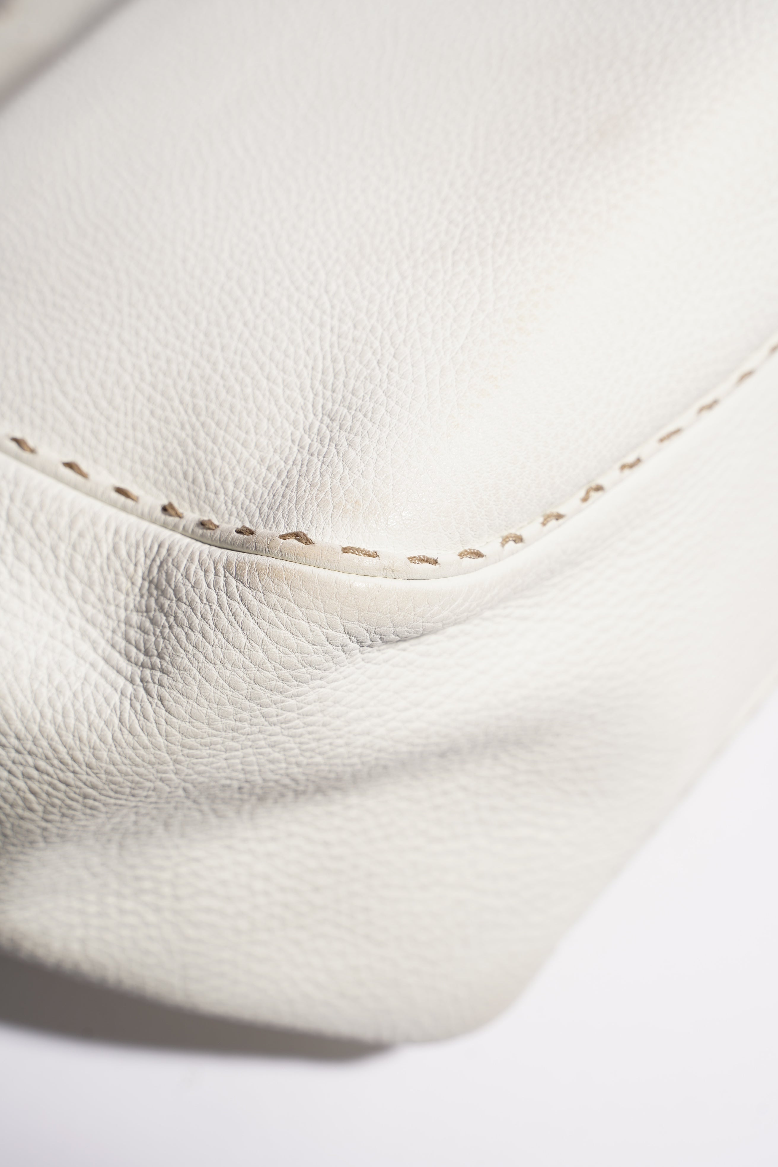 Fendi Womens Selleria Bucket Bag White