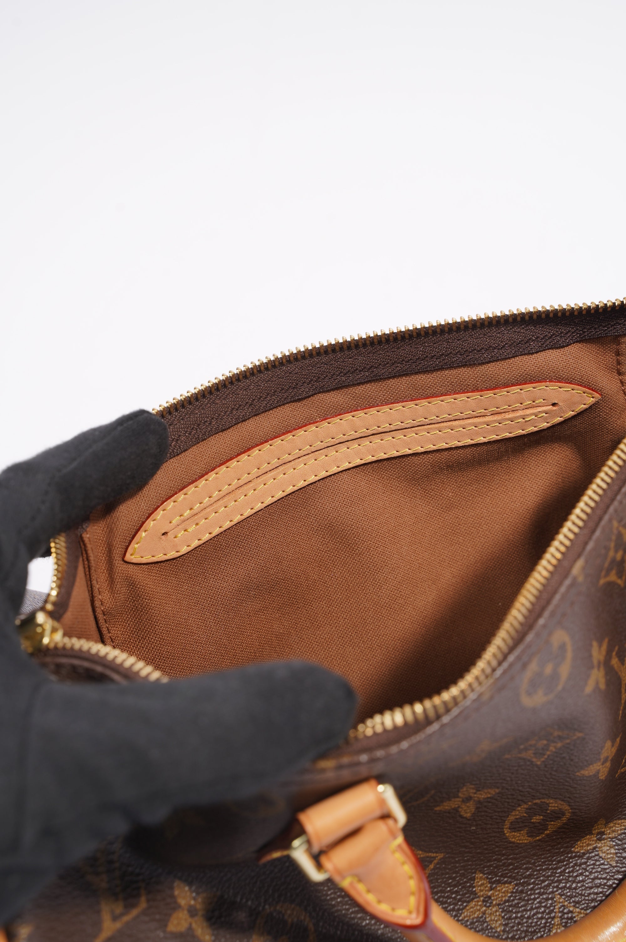 Louis Vuitton Womens Speedy Monogram 30