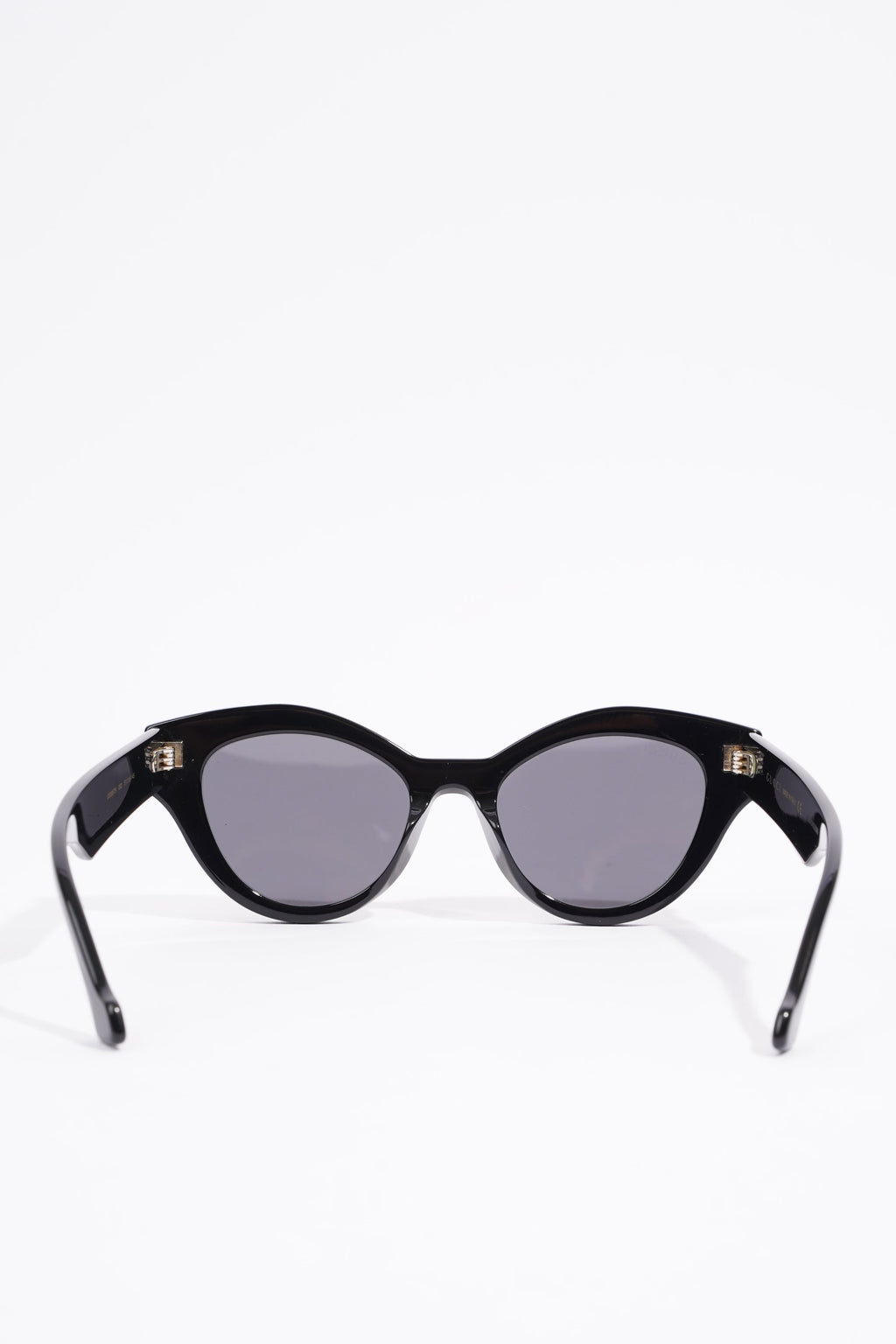 Gucci Cat Eye Sunglasses Black Acetate 145