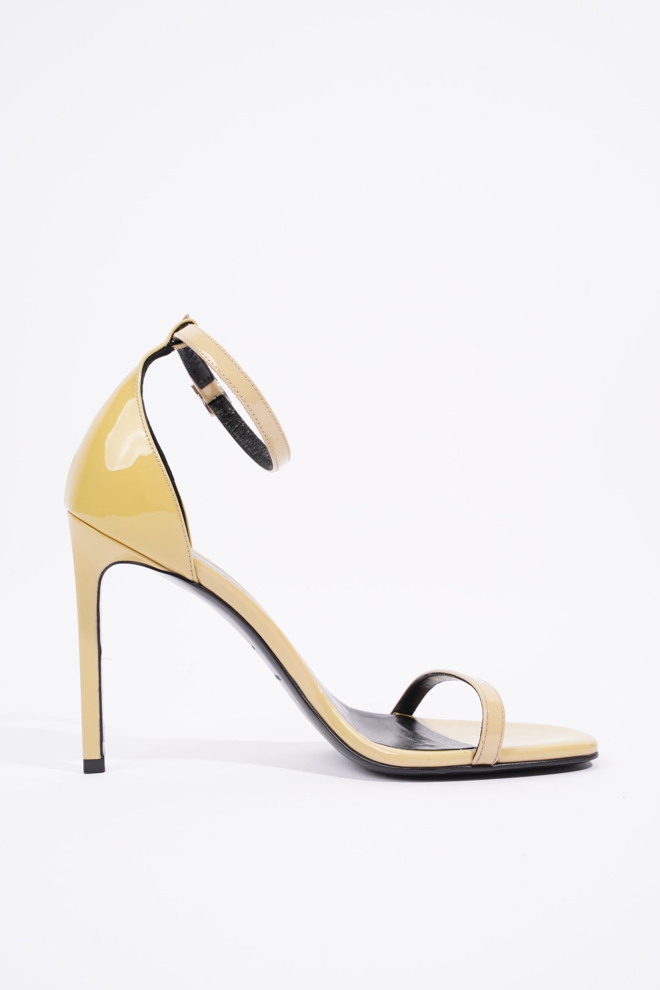 Saint Laurent Jane 105 Patent Mustard EU 35 / UK 2