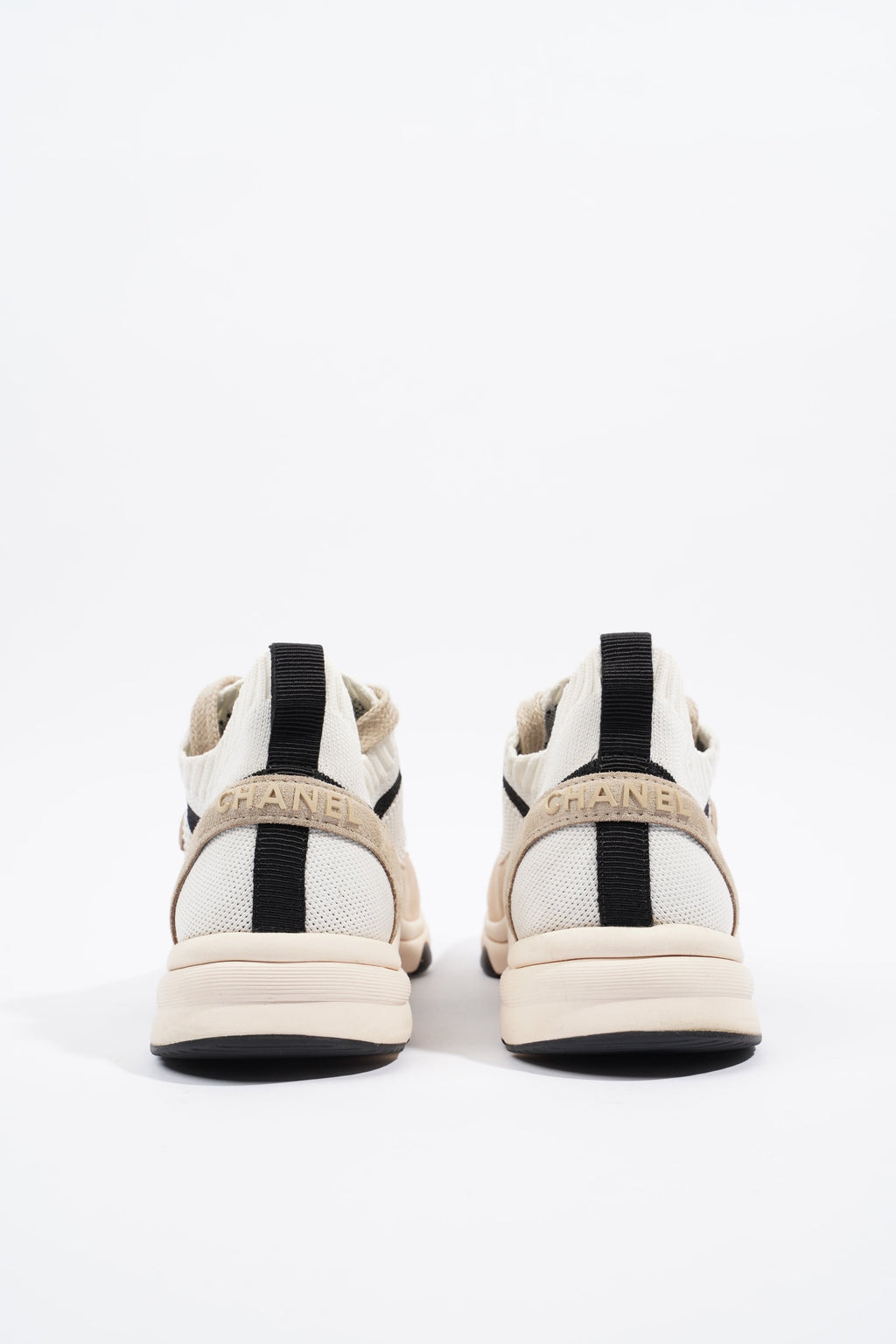 Chanel Womens CC Logo Knit Runners Beige / White / Black EU 38.5 / UK 5.5