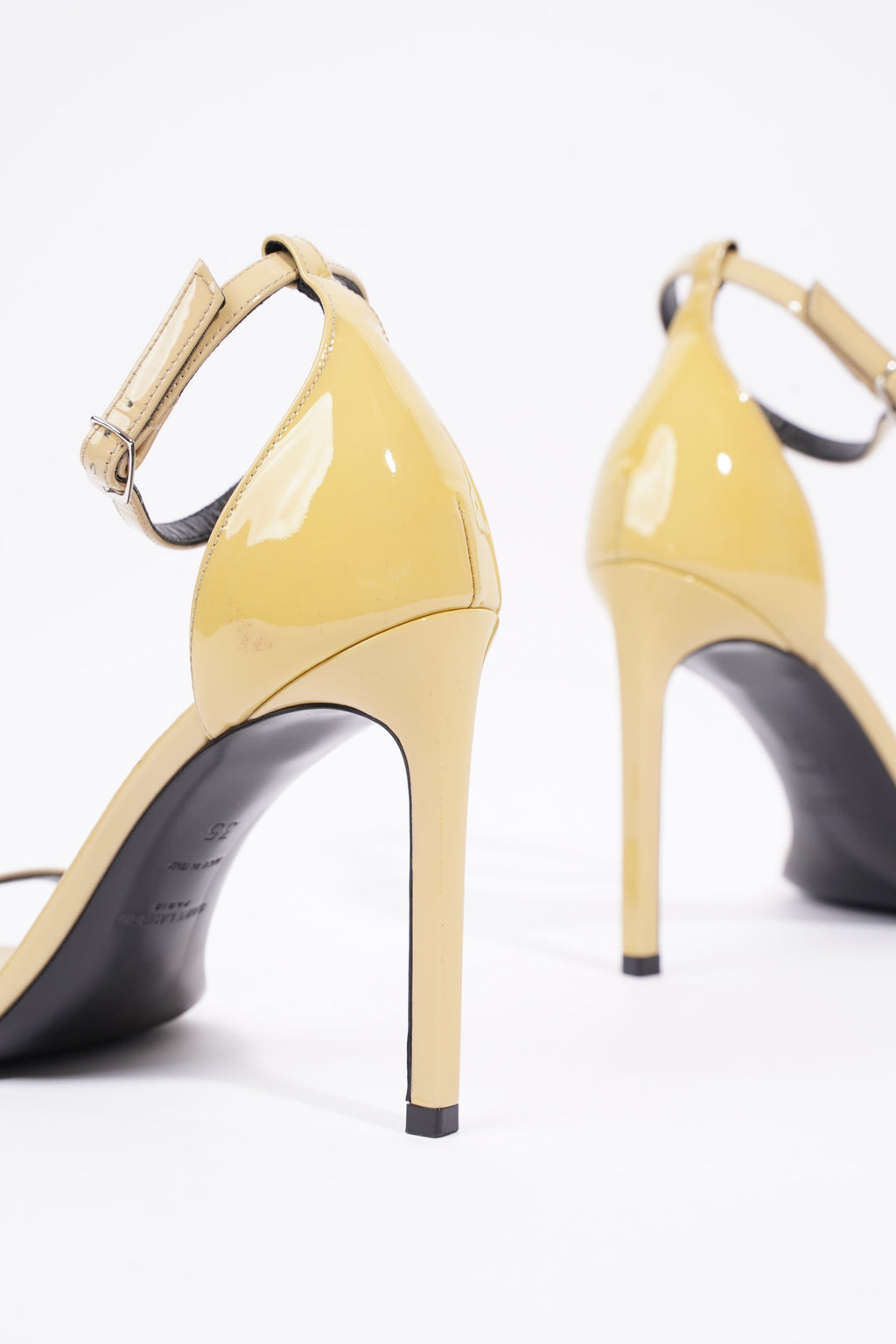 Saint Laurent Jane 105 Patent Mustard EU 35 / UK 2