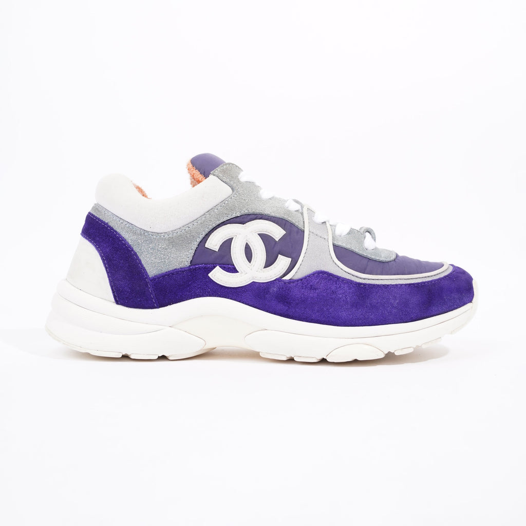 Chanel Womens CC Logo Blue / White EU 39 / UK 6