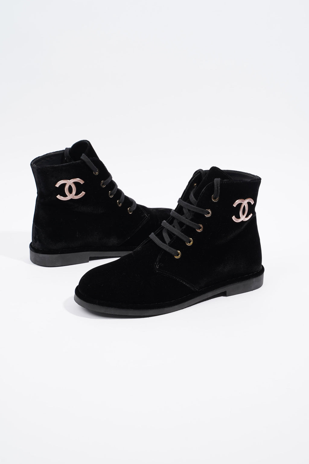Chanel Velvet CC Boot Black EU 37 / UK 4