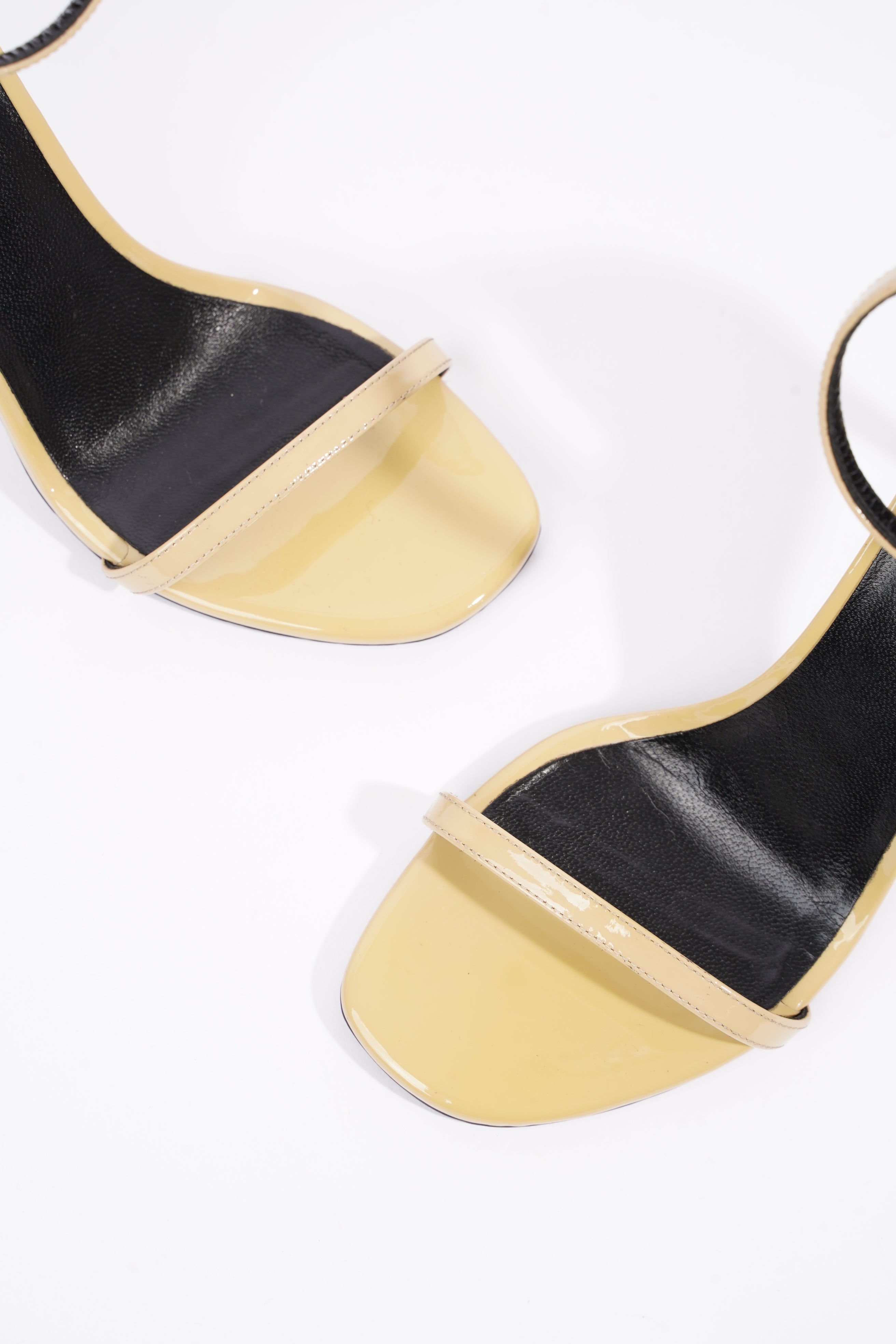 Saint Laurent Jane 105 Patent Mustard EU 35 / UK 2