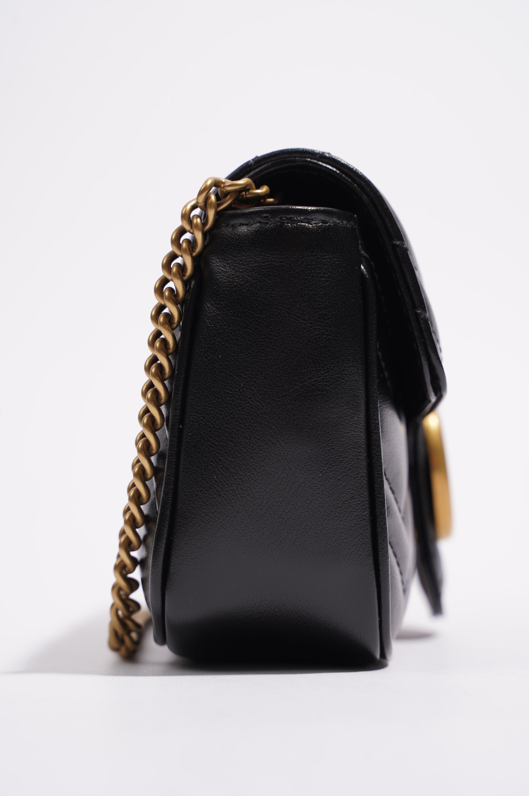 Gucci Womens Marmont Flap Black / Gold Super Mini