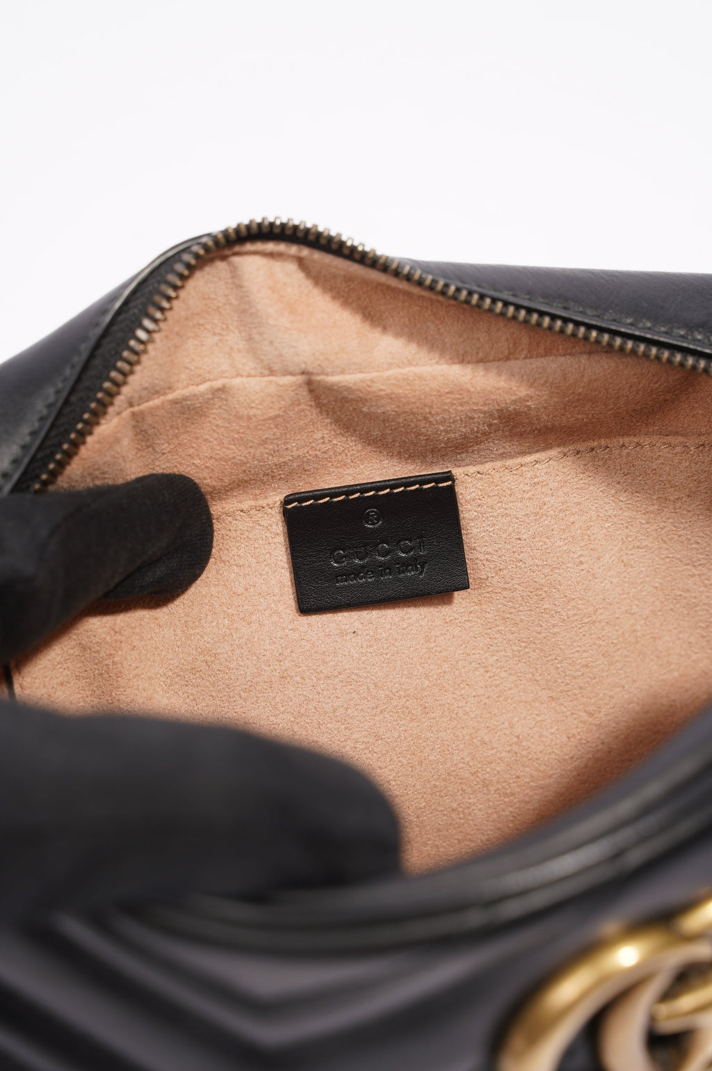 Gucci Womens Marmont Zip Black Matelasse Leather Small