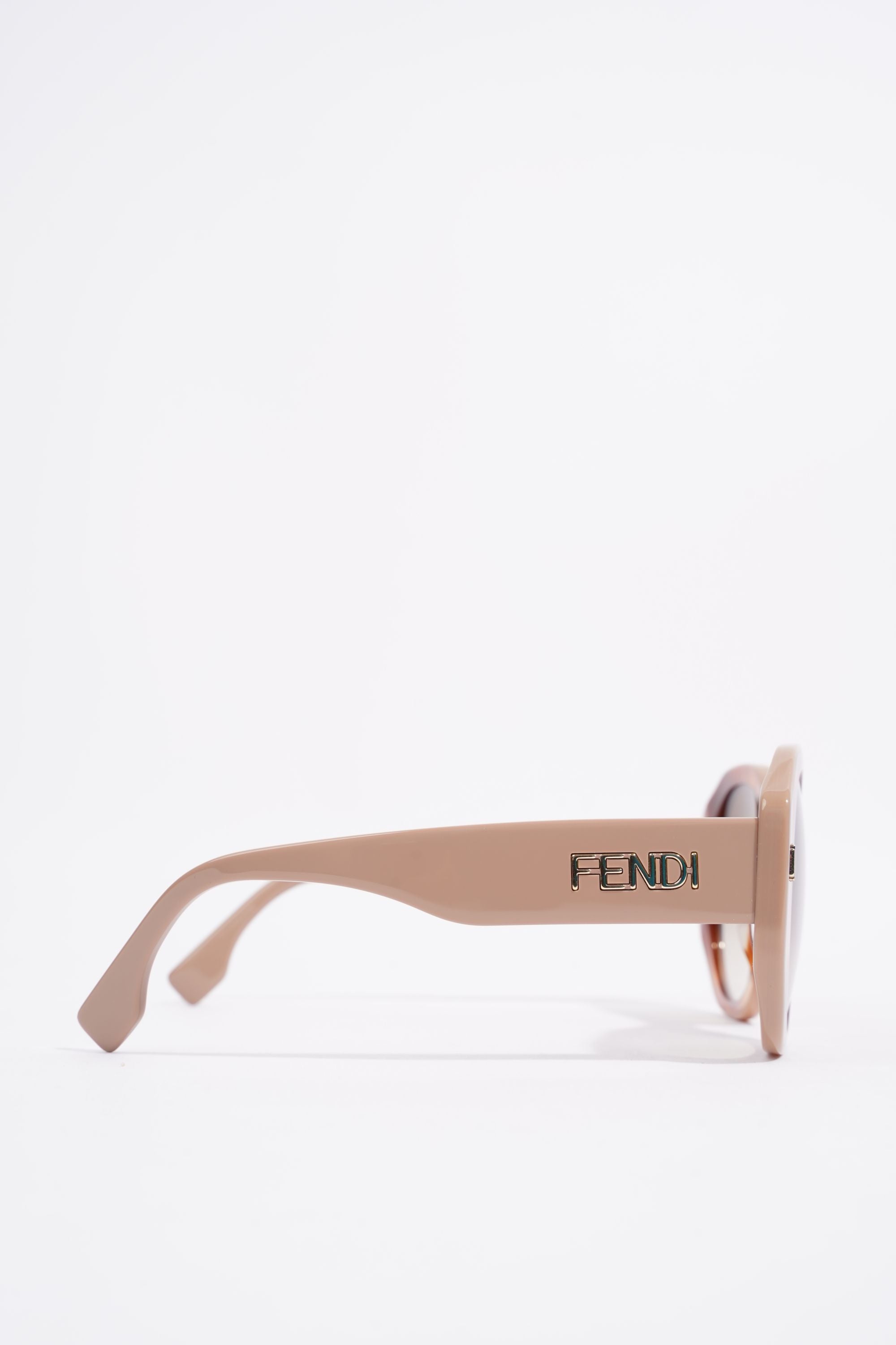 Fendi Womens Round Sunglasses Brown / Nude 145