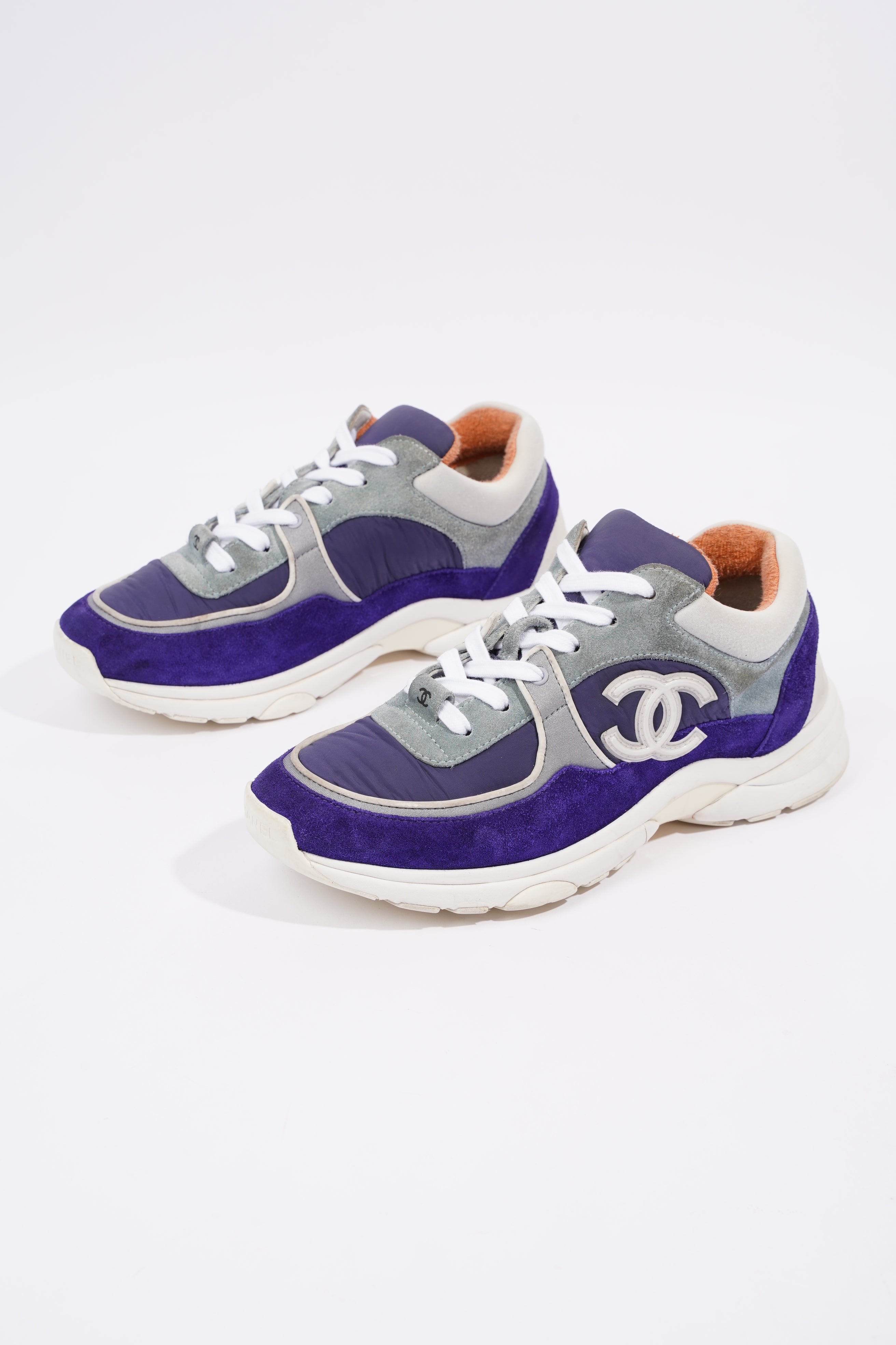 Chanel Womens CC Logo Blue / White EU 39 / UK 6