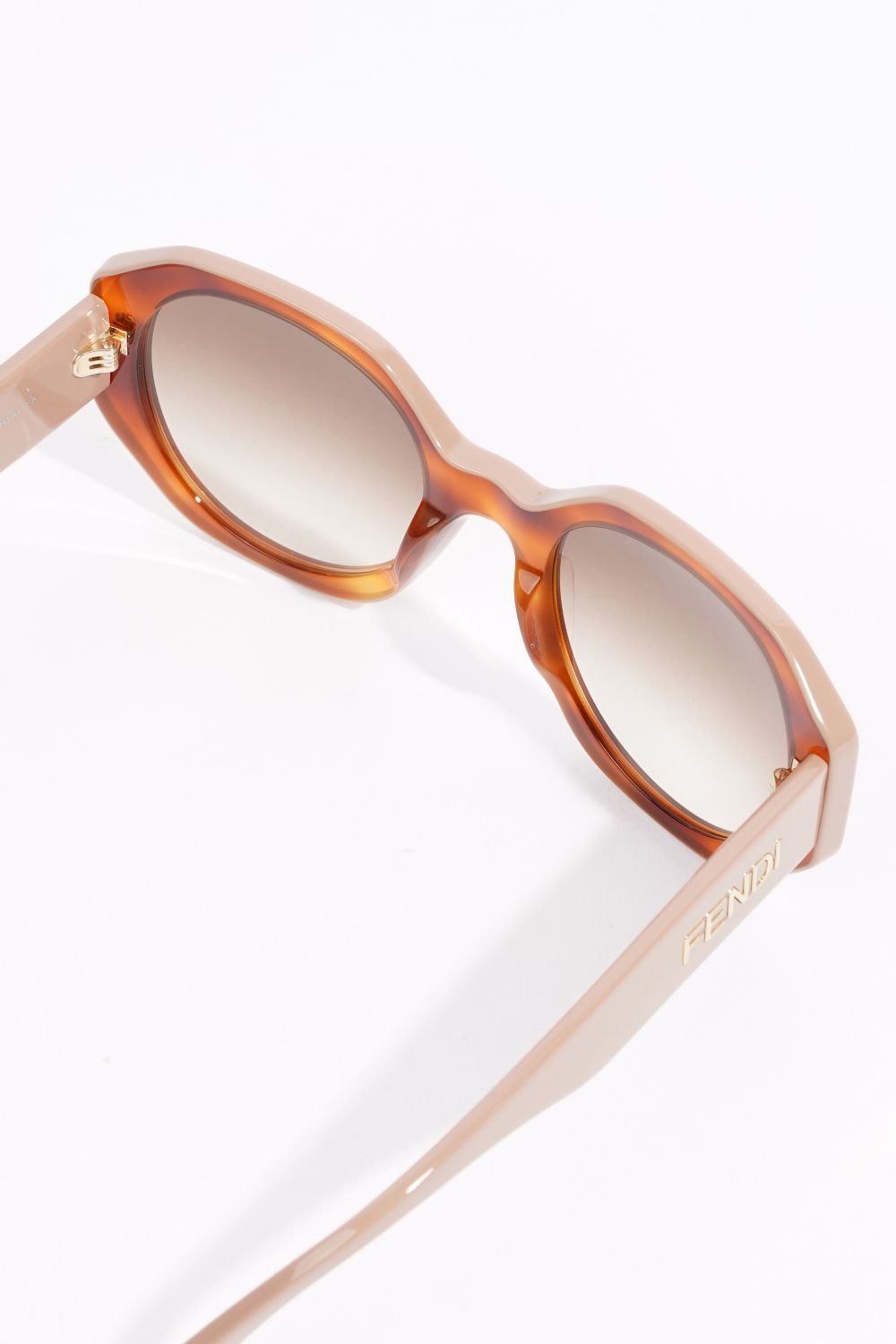 Fendi Womens Round Sunglasses Brown / Nude 145