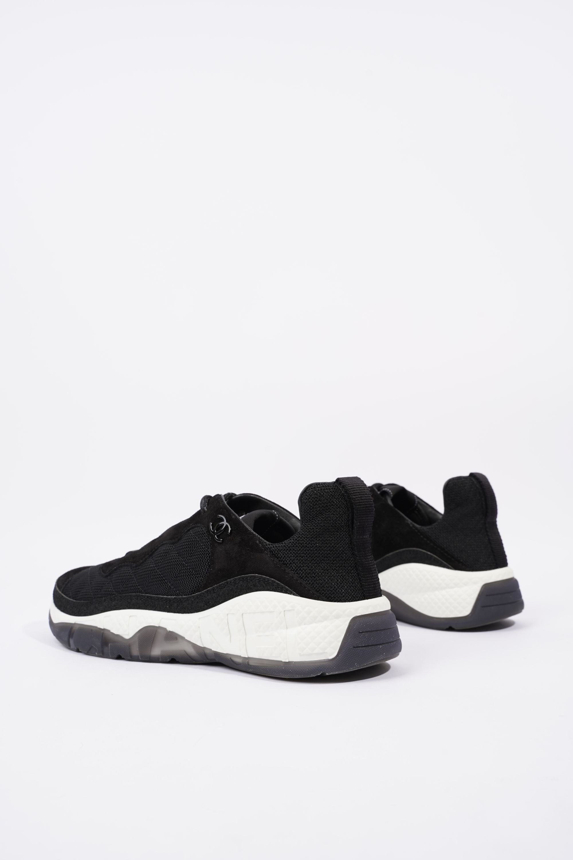 Chanel CC Logo Runners Black / White EU 40.5 / UK 7.5