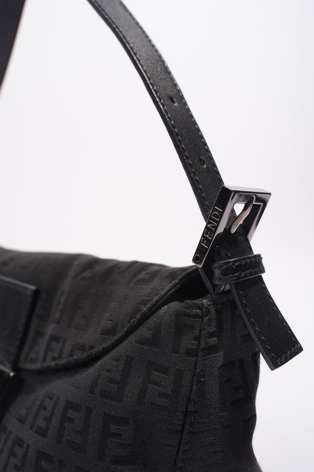 Fendi Womens Baguette Bag Black Small