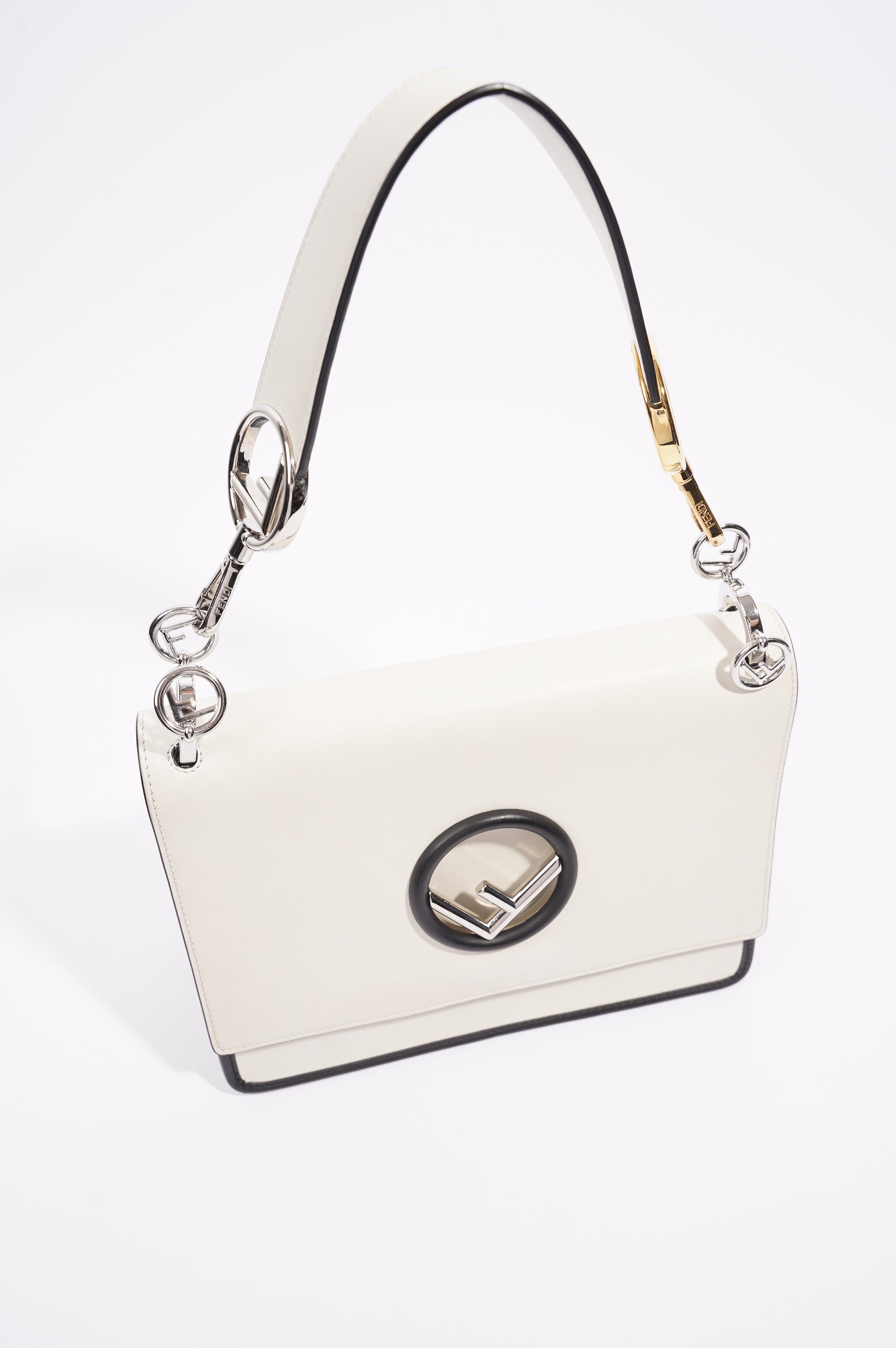 Fendi Womens Kan I F White / Black