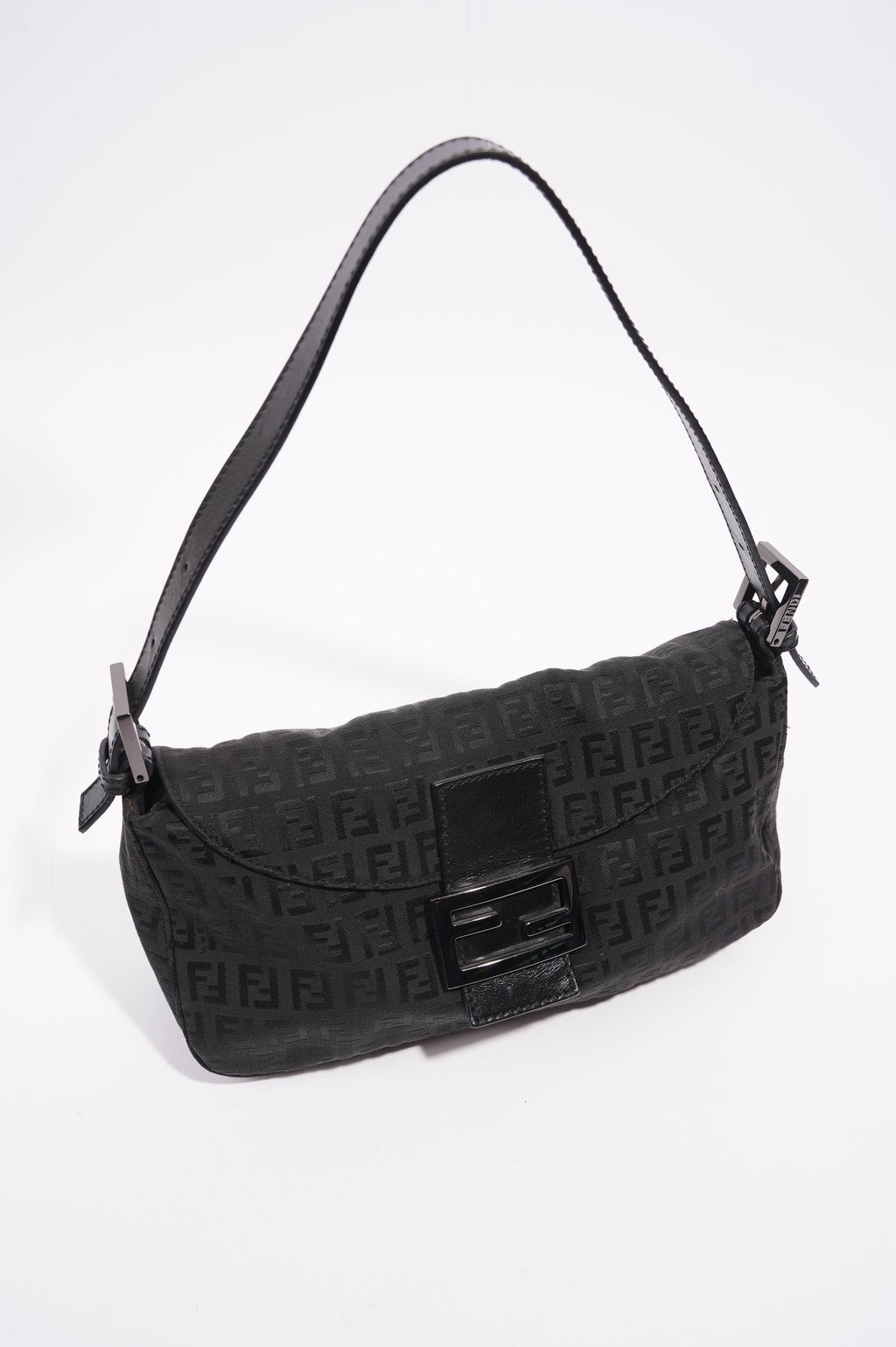 Fendi Womens Baguette Bag Black Small