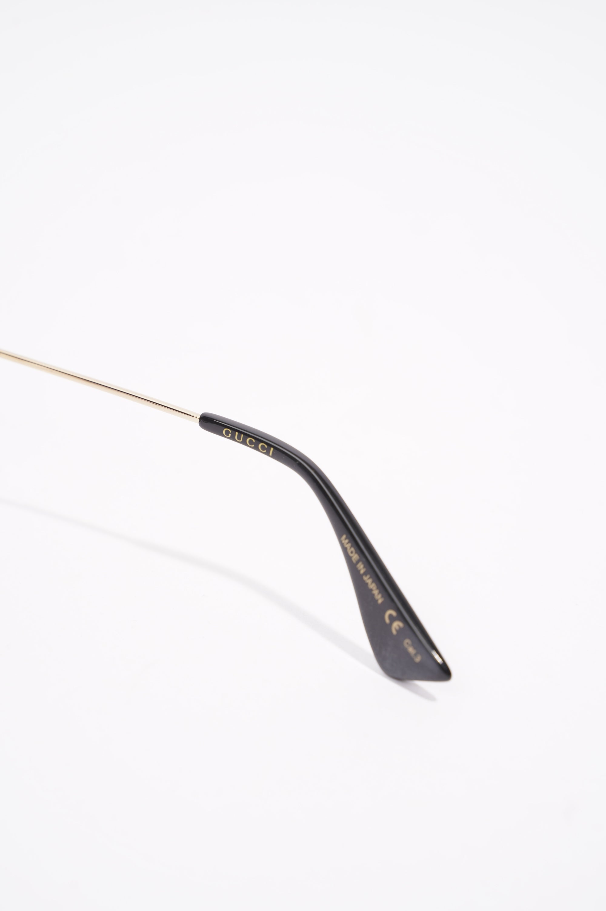 Gucci Womens GG0061S Sunglasses Black / Gold 140