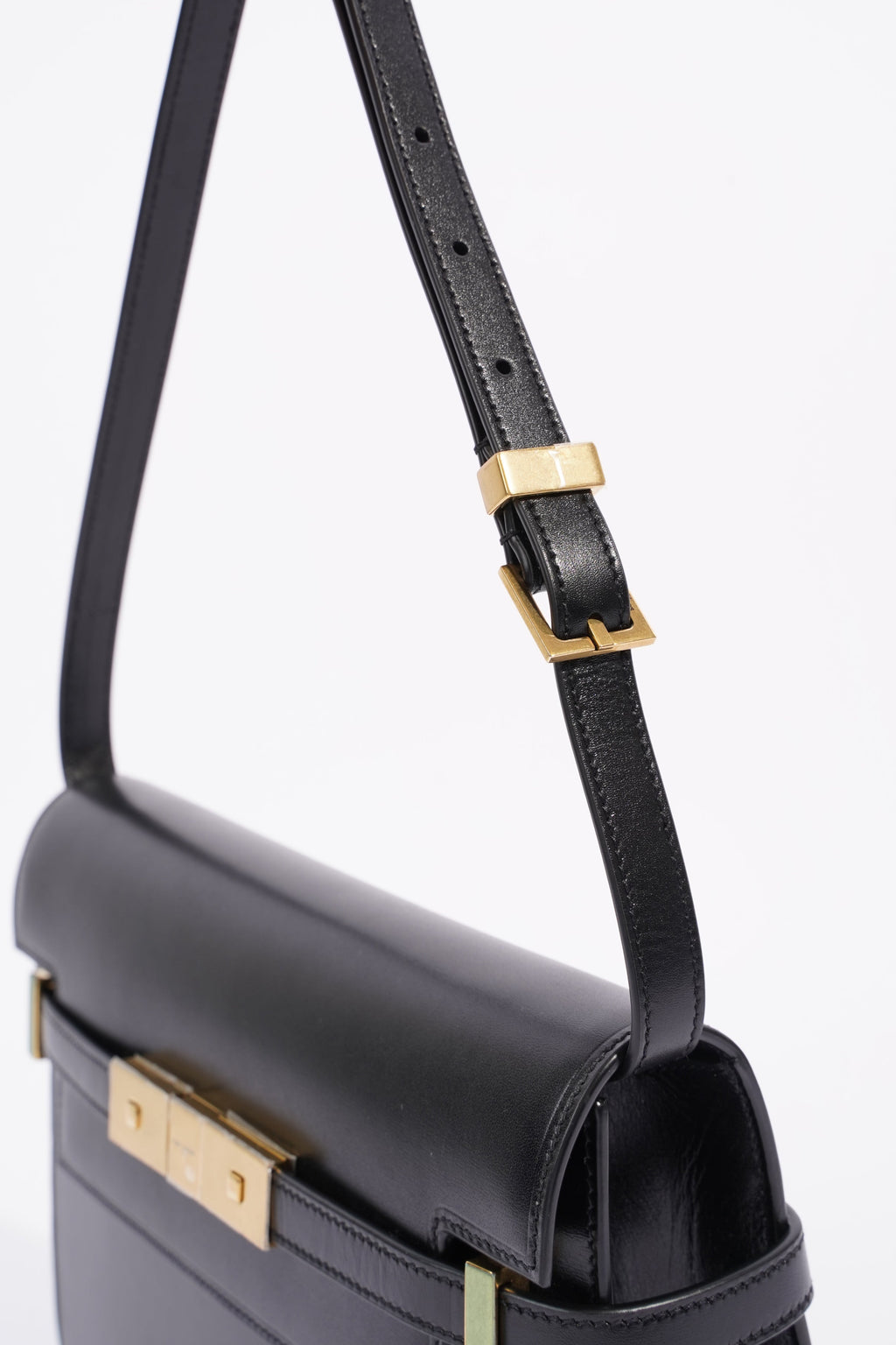 Saint Laurent Manhattan Shoulder Bag Black Leather Small