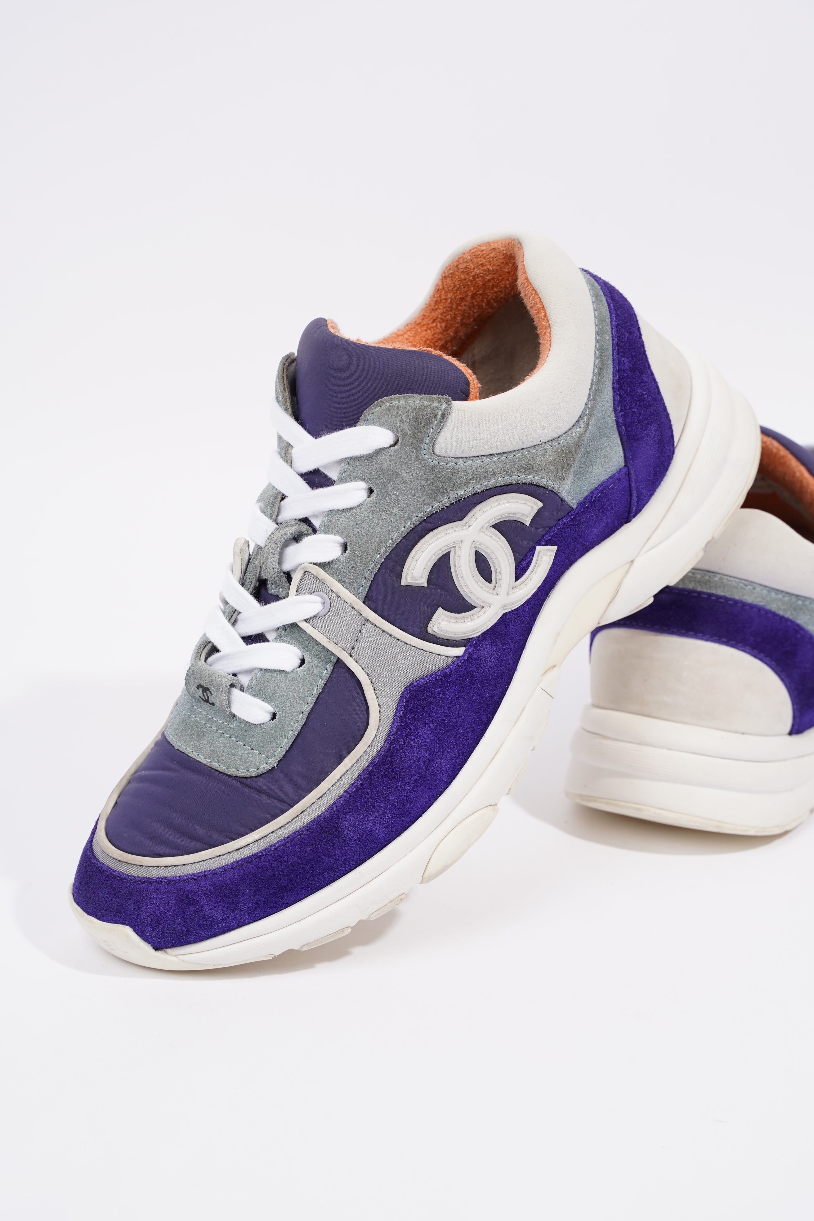 Chanel Womens CC Logo Blue / White EU 39 / UK 6