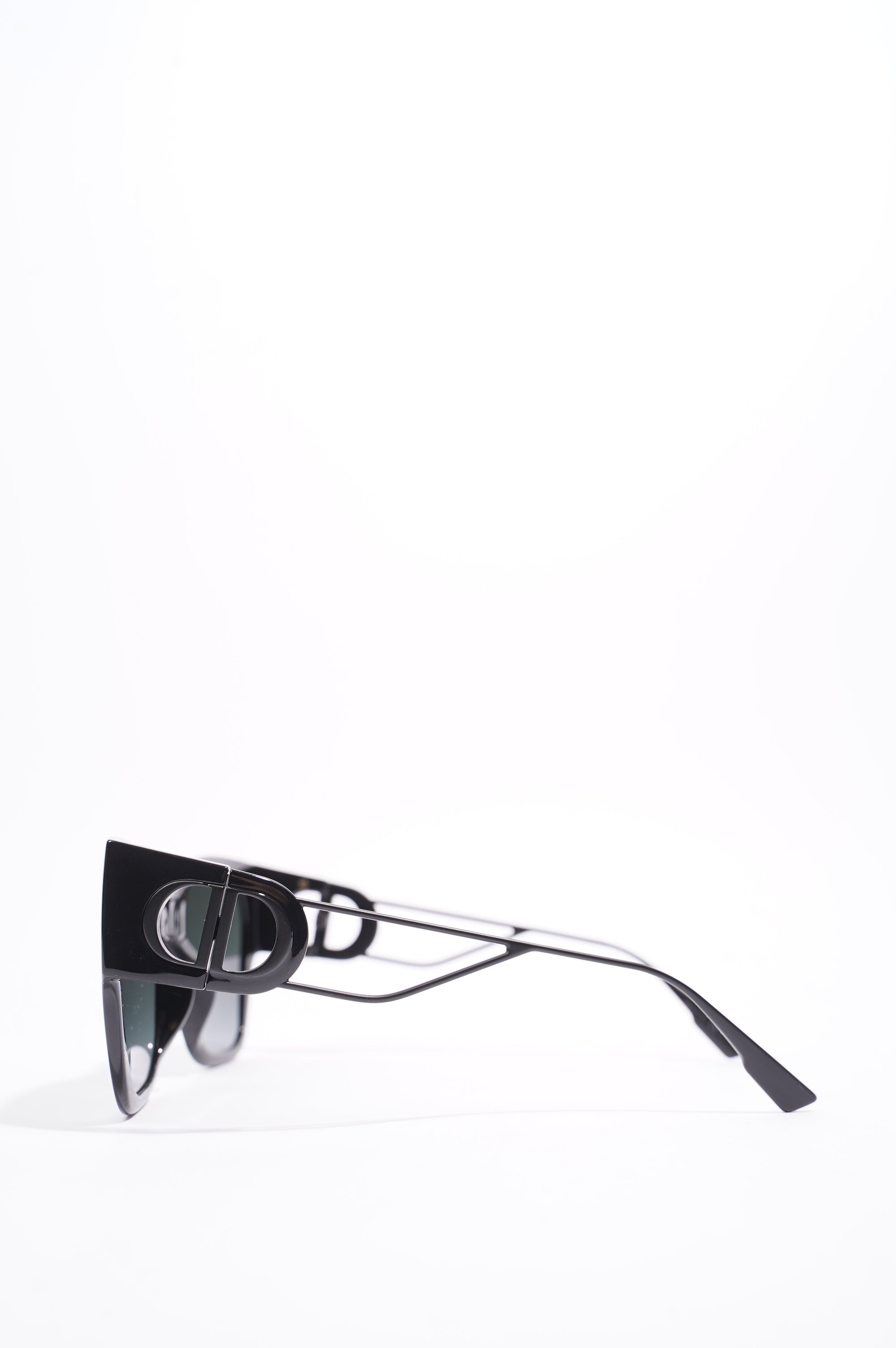 Christian Dior 30 Montaigne Sunglasses Black 135