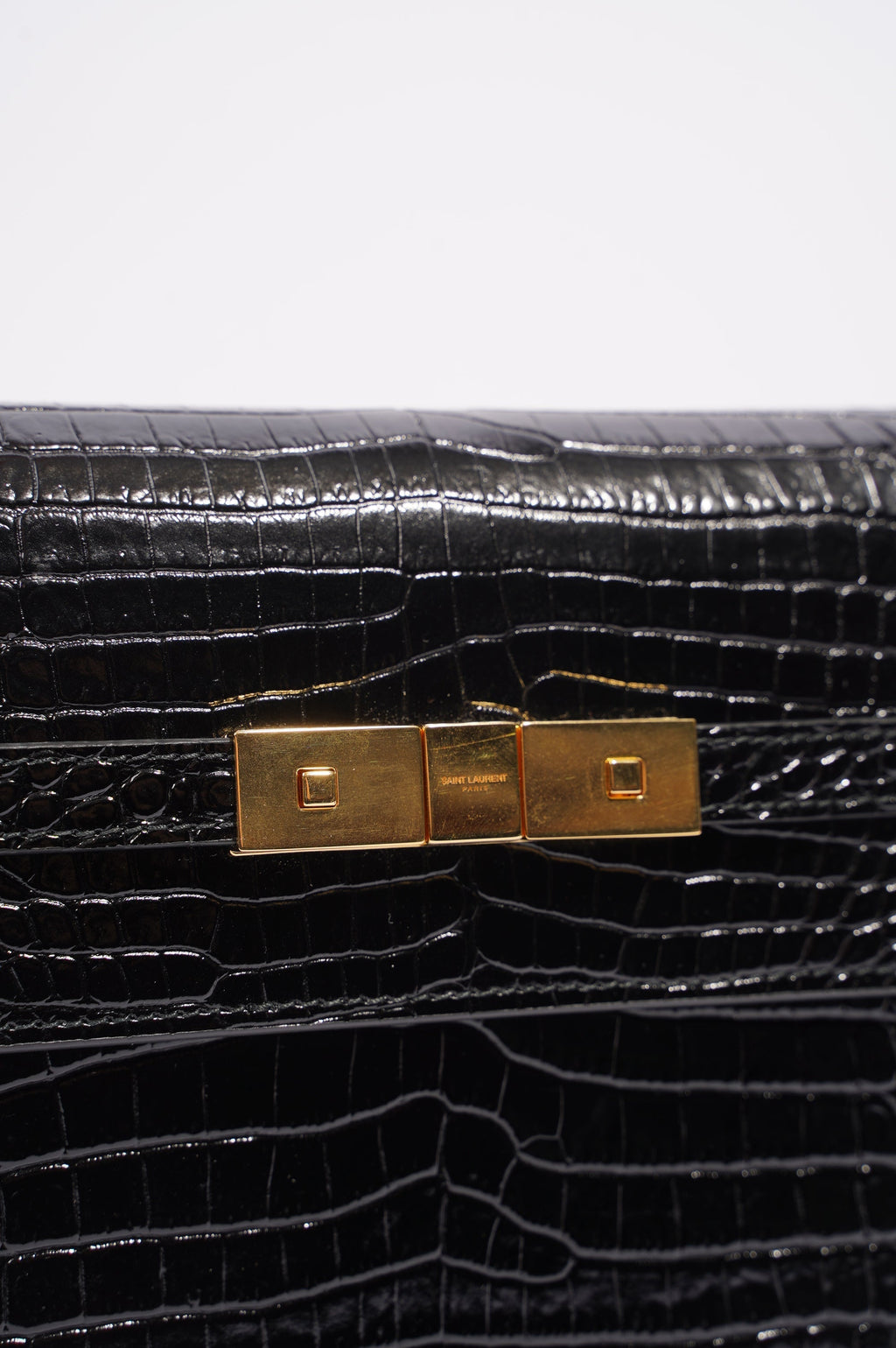 Saint Laurent Womens Manhattan Black Croc Medium
