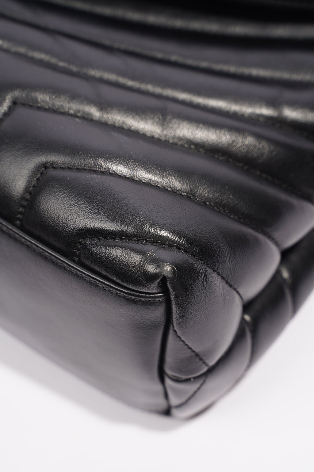 Saint Laurent Womens Lou Lou Black / Gold Medium