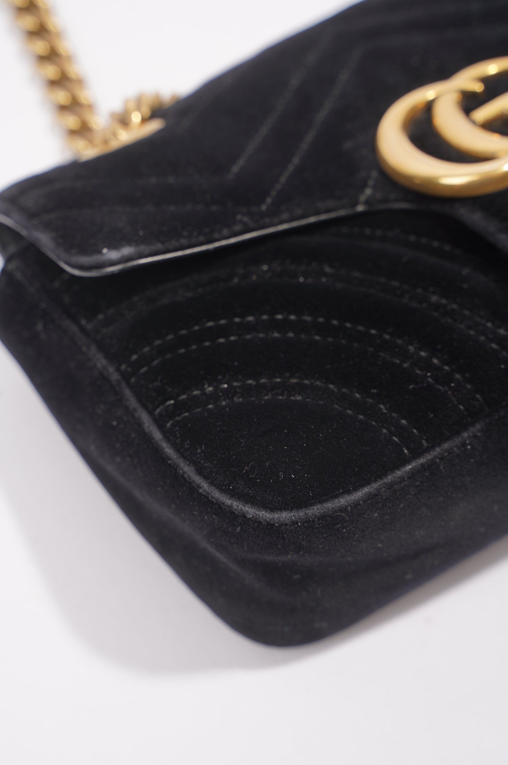 Gucci Womens Marmont Flap Bag Black Velvet Mini