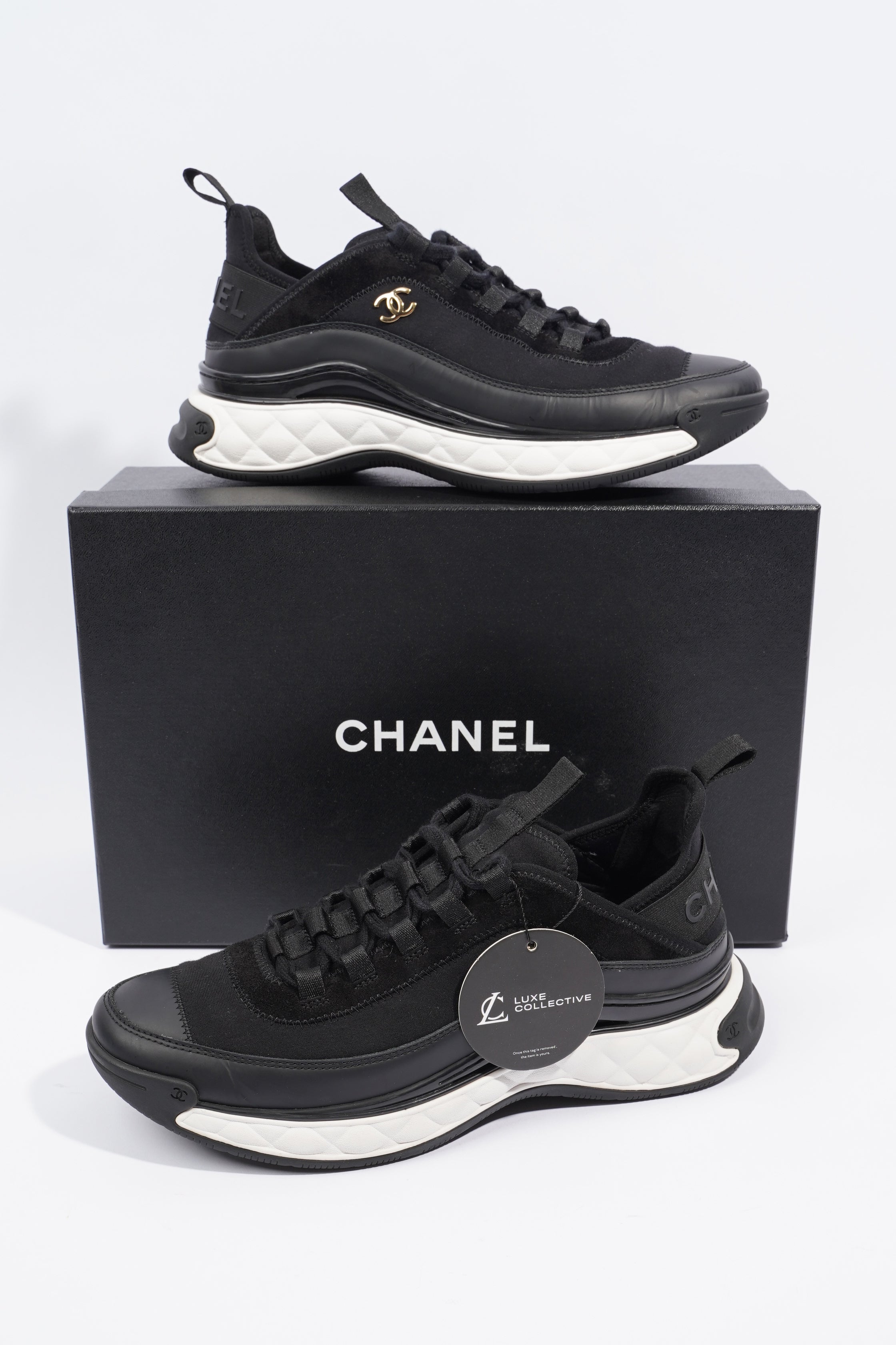 Chanel CC Logo Black / White EU 40 / UK 7