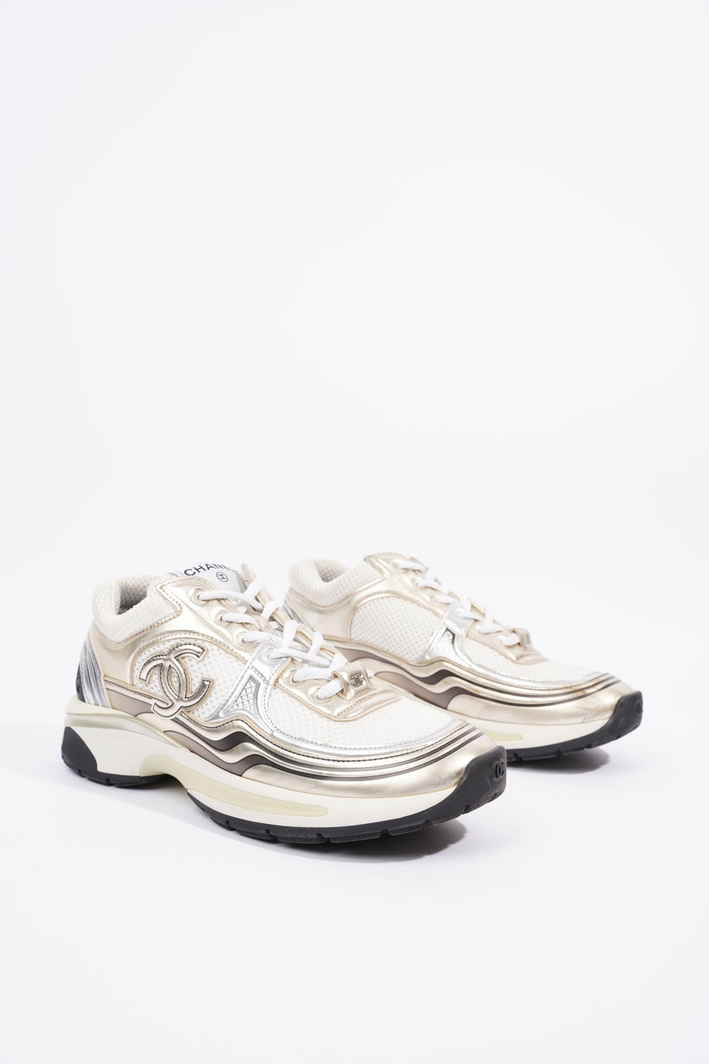 Chanel Womens CC Runner White / Silver EU 38 / UK 5
