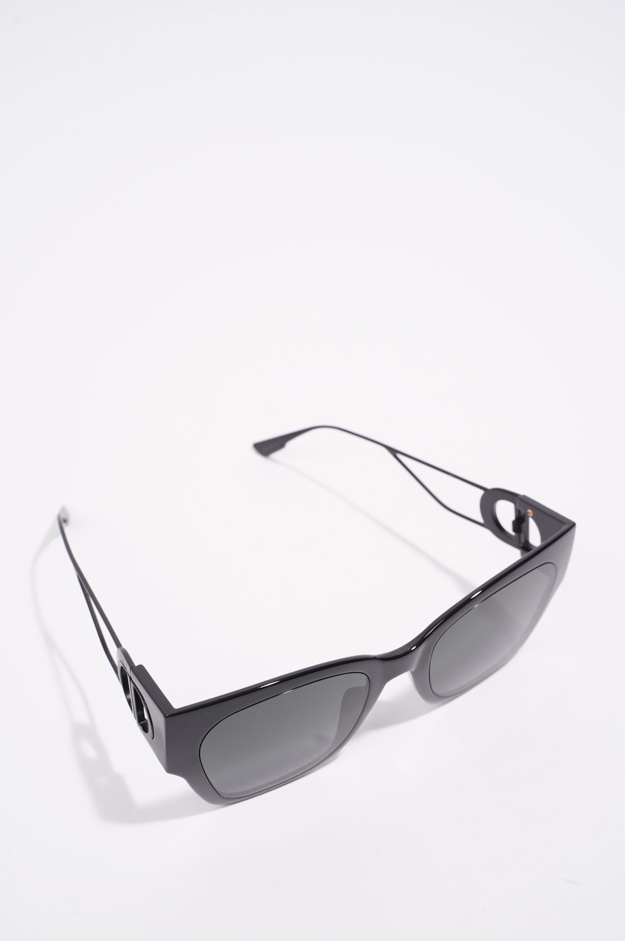 Christian Dior 30 Montaigne Sunglasses Black 135