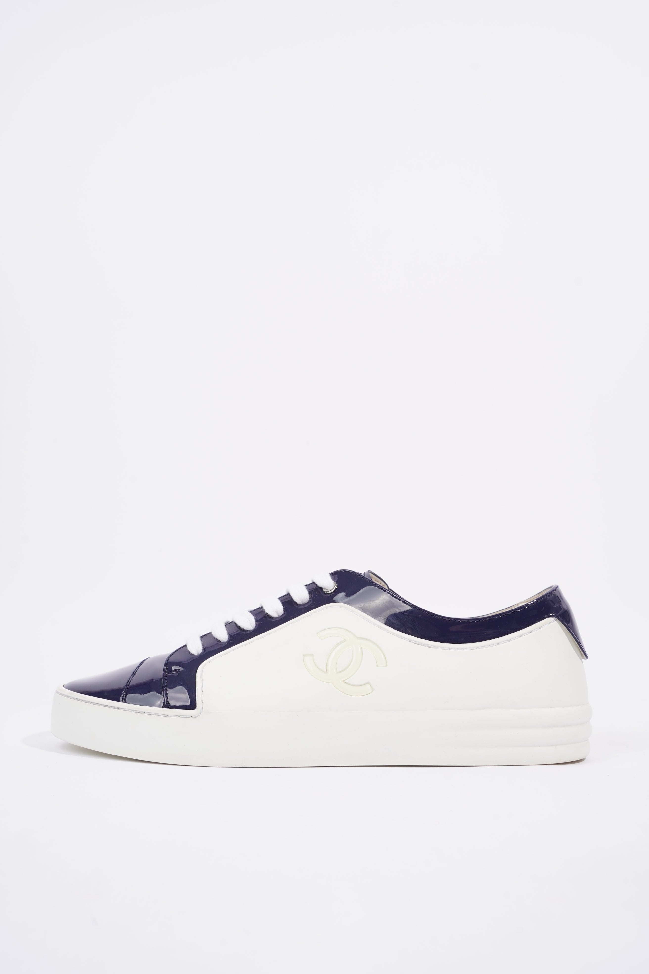 Chanel Womens CC Patent Logo Sneaker Blue / White EU 41 / UK 8