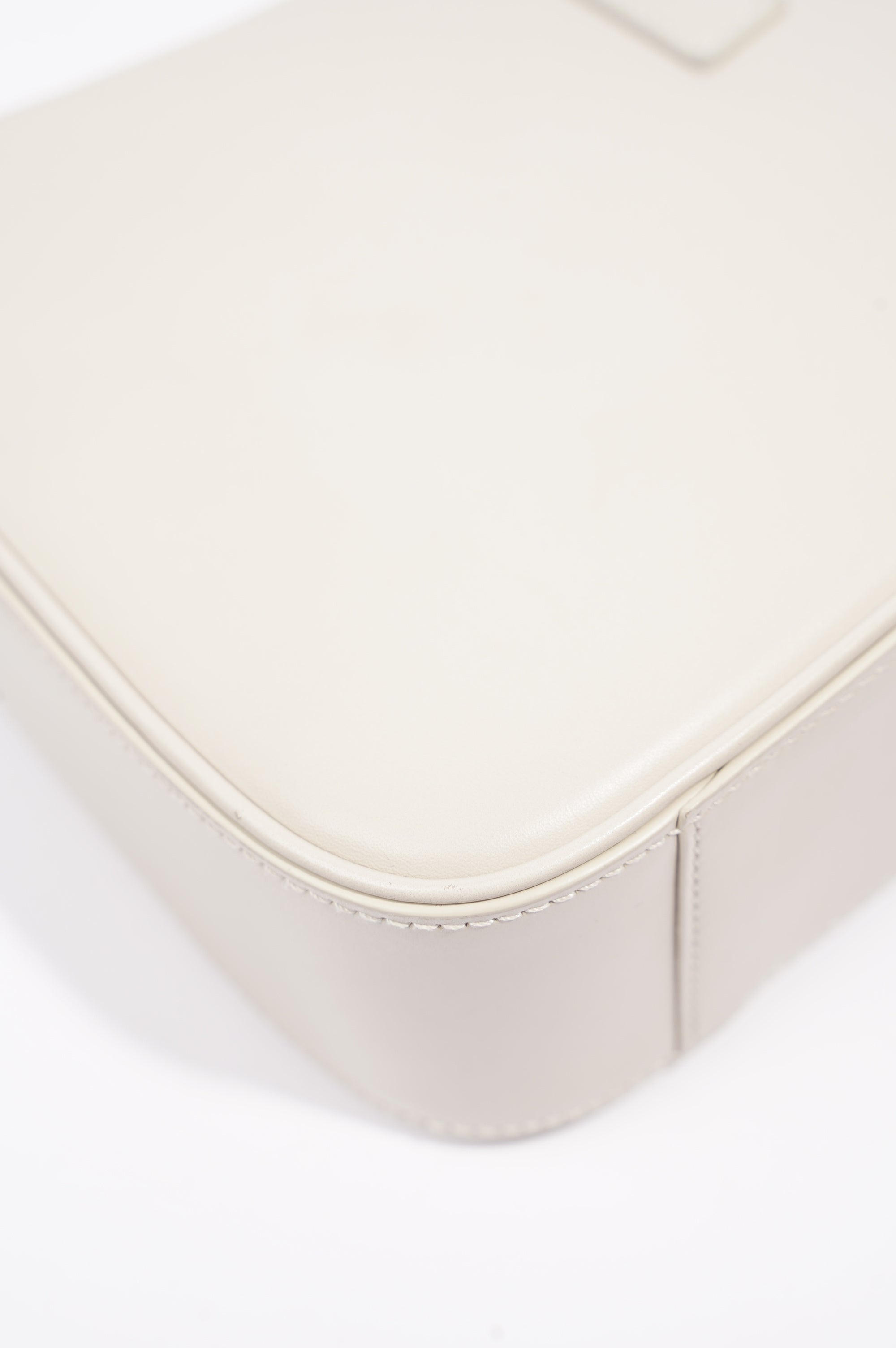 Saint Laurent Womens LE 5 A & Hobo White