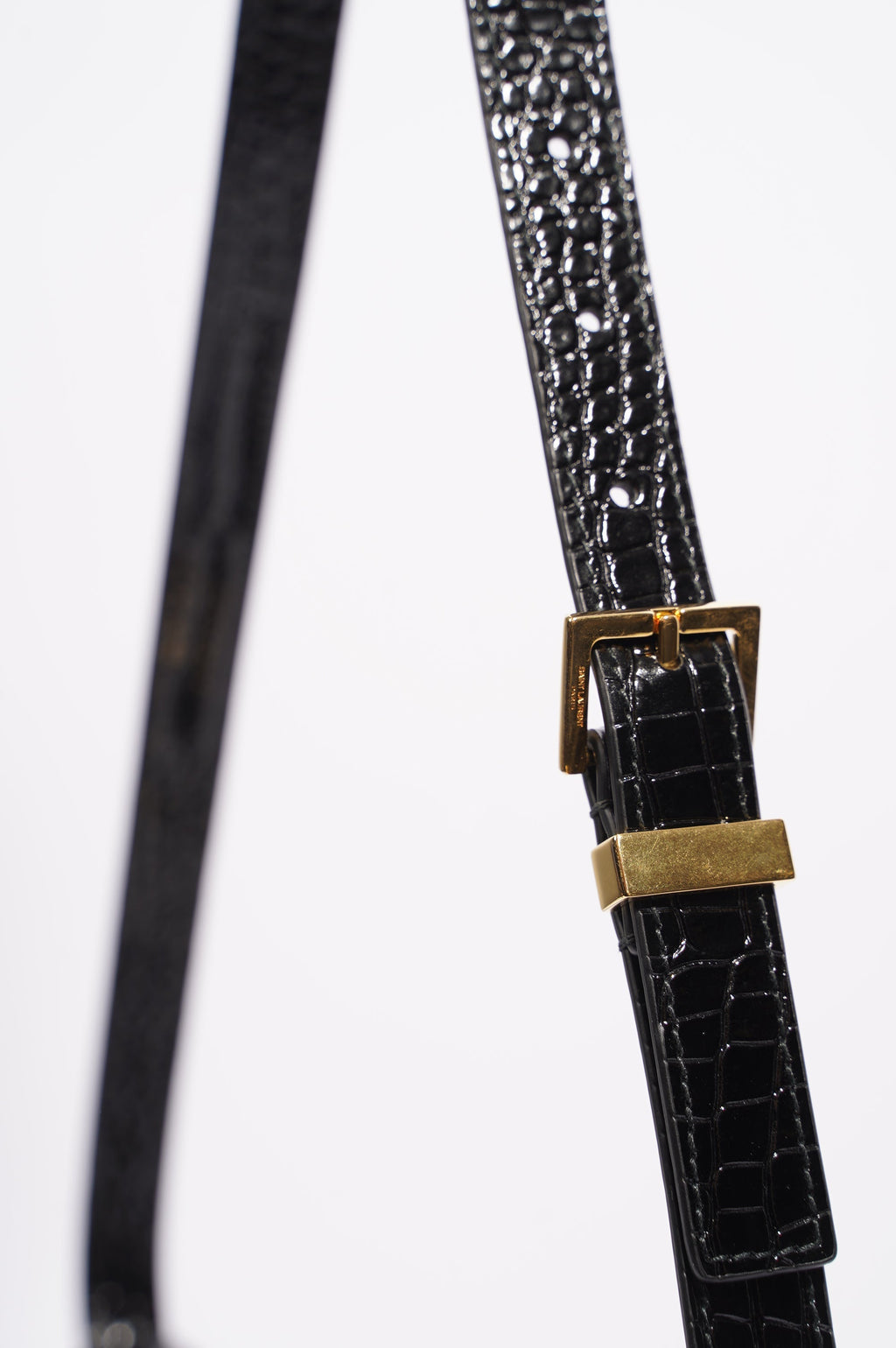 Saint Laurent Womens Manhattan Black Croc Medium