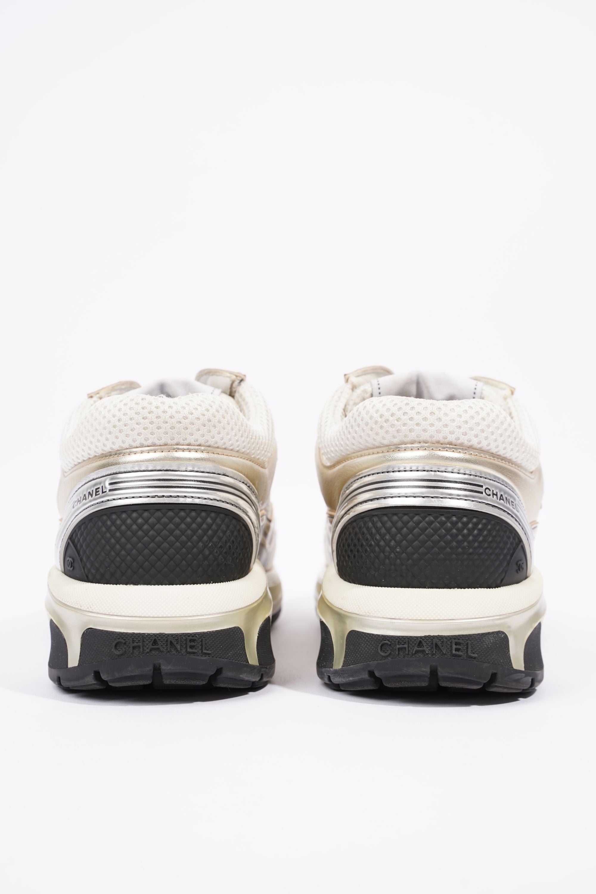 Chanel Womens CC Runner White / Silver EU 38 / UK 5