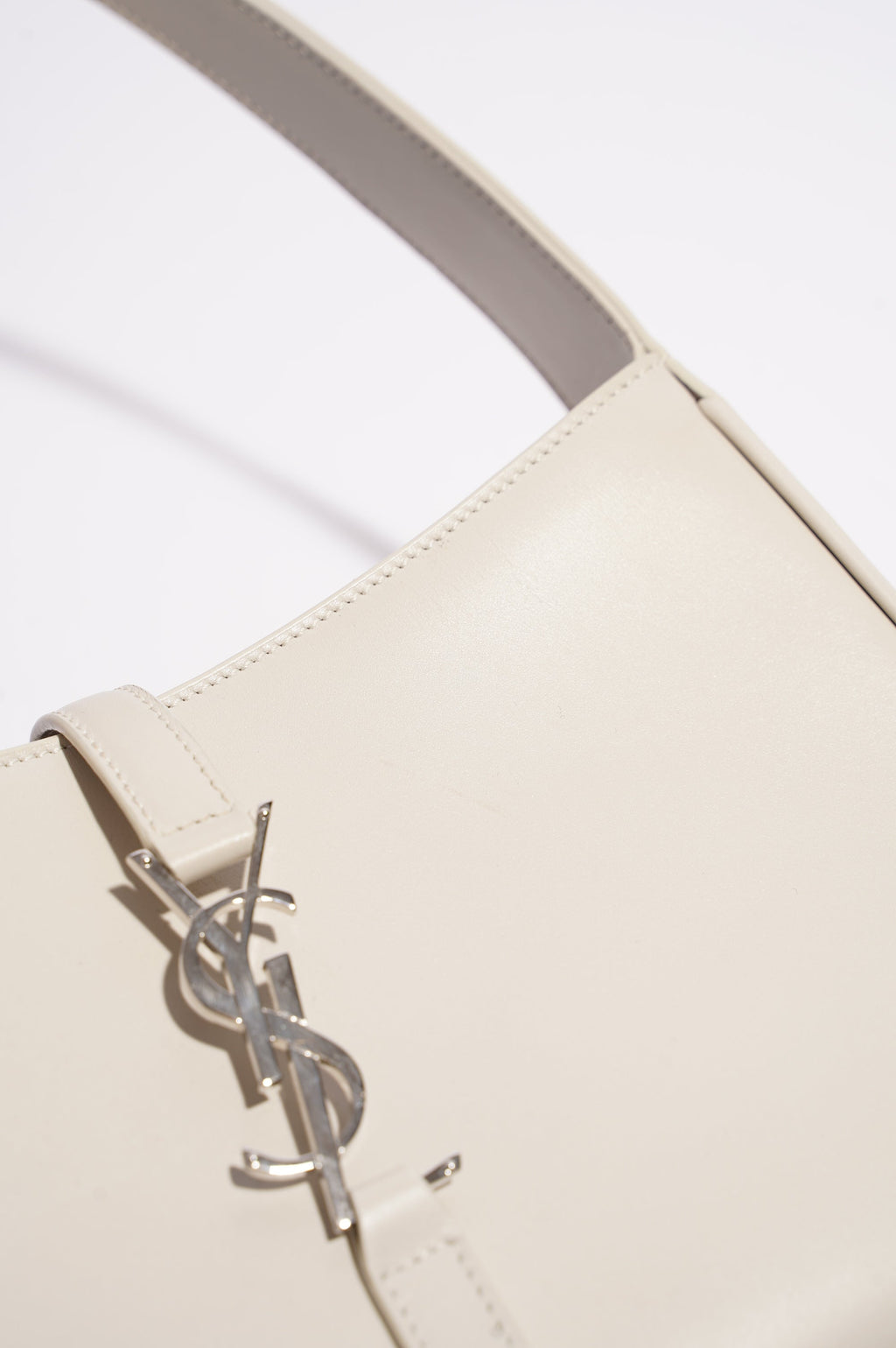 Saint Laurent Womens LE 5 A & Hobo White