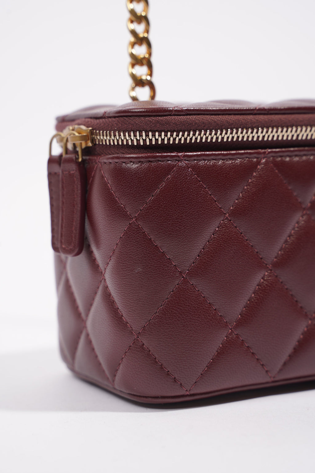Chanel Womens Vanity Case Burgundy